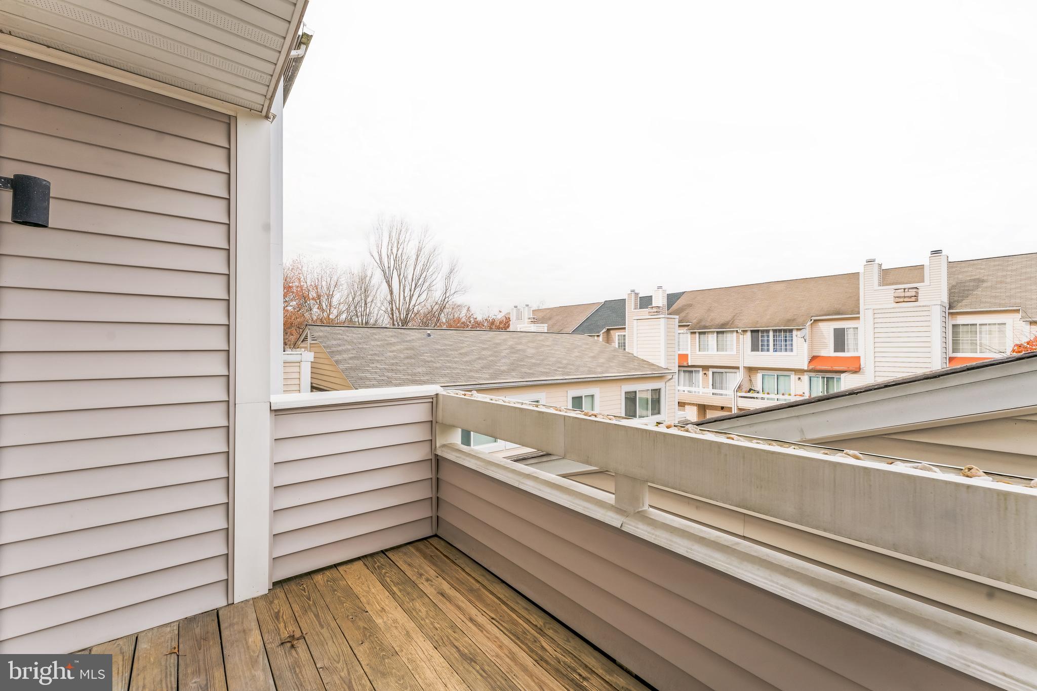 DOCKSIDE - Residential