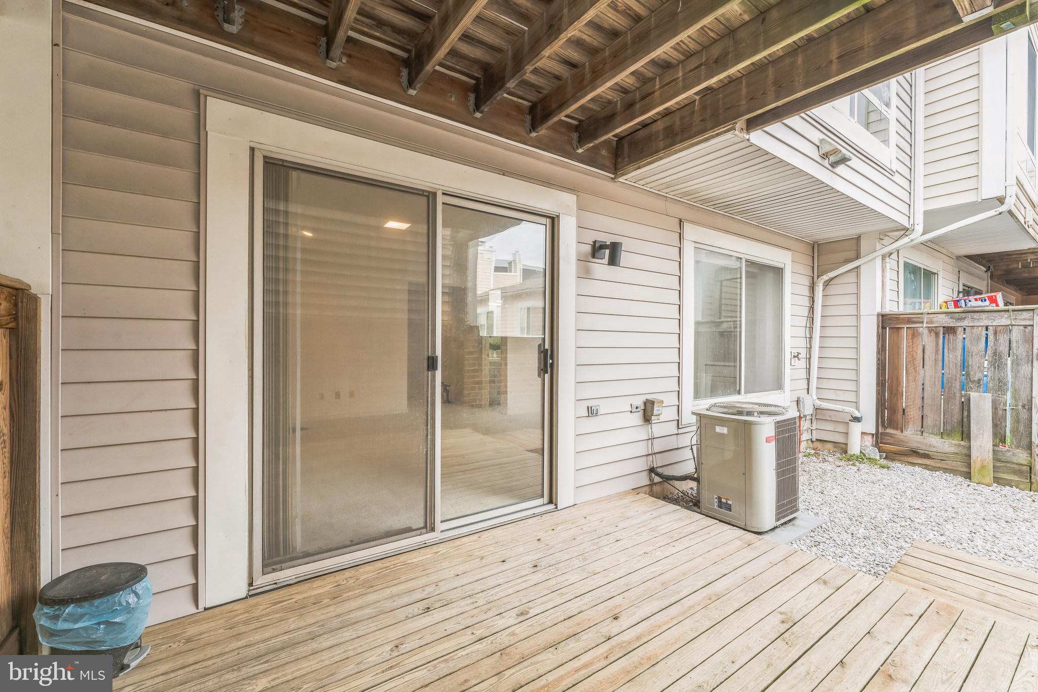 DOCKSIDE - Residential