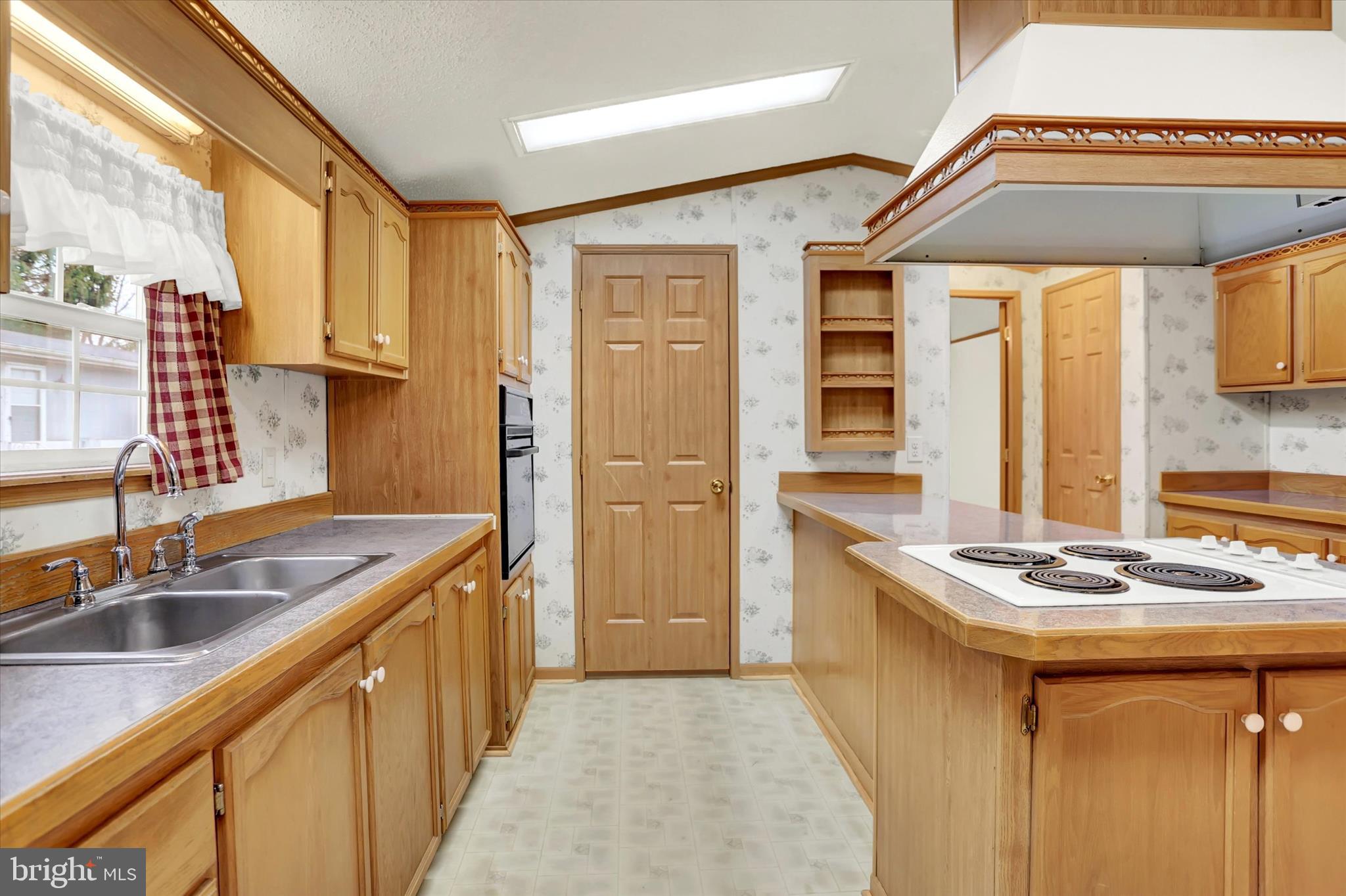 HAMPDEN VILLAGE MHP - Residential