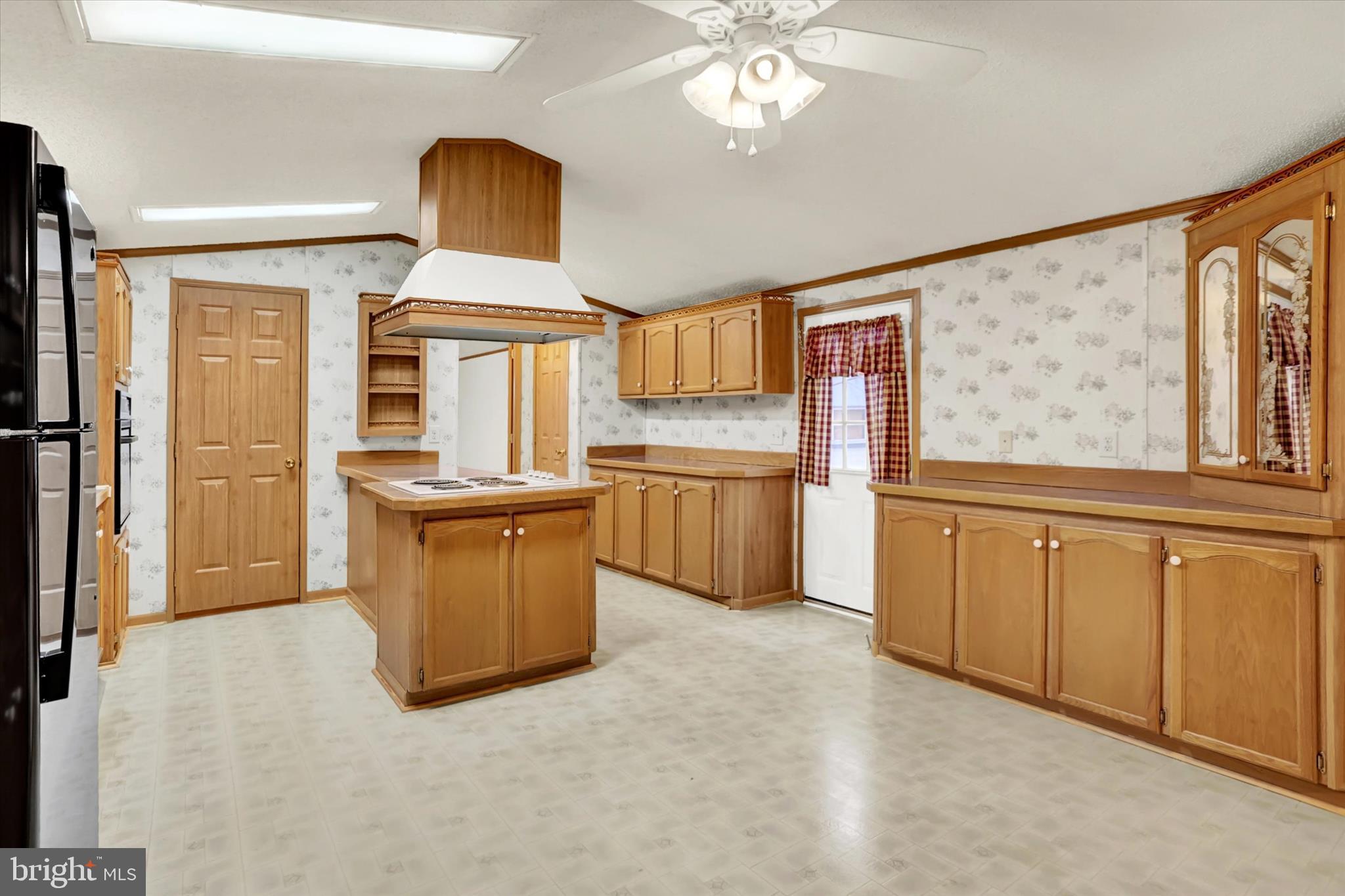 HAMPDEN VILLAGE MHP - Residential