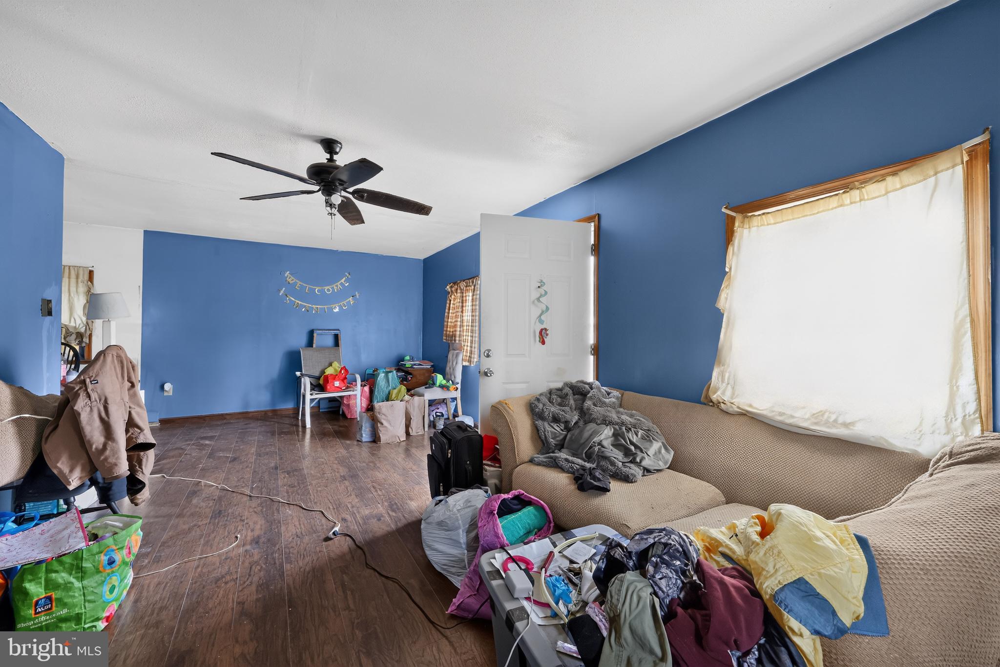 7805 RAYMOND DRIVE