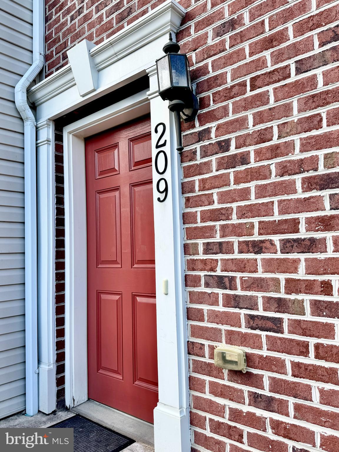 209 DECATUR STREET