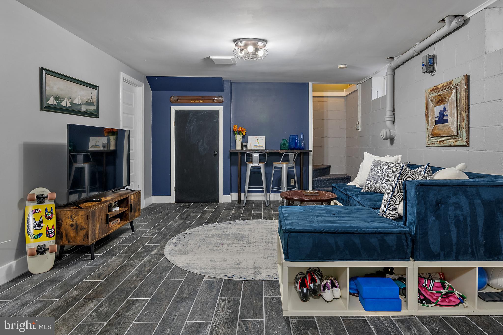 PENDENNIS MOUNT - Residential