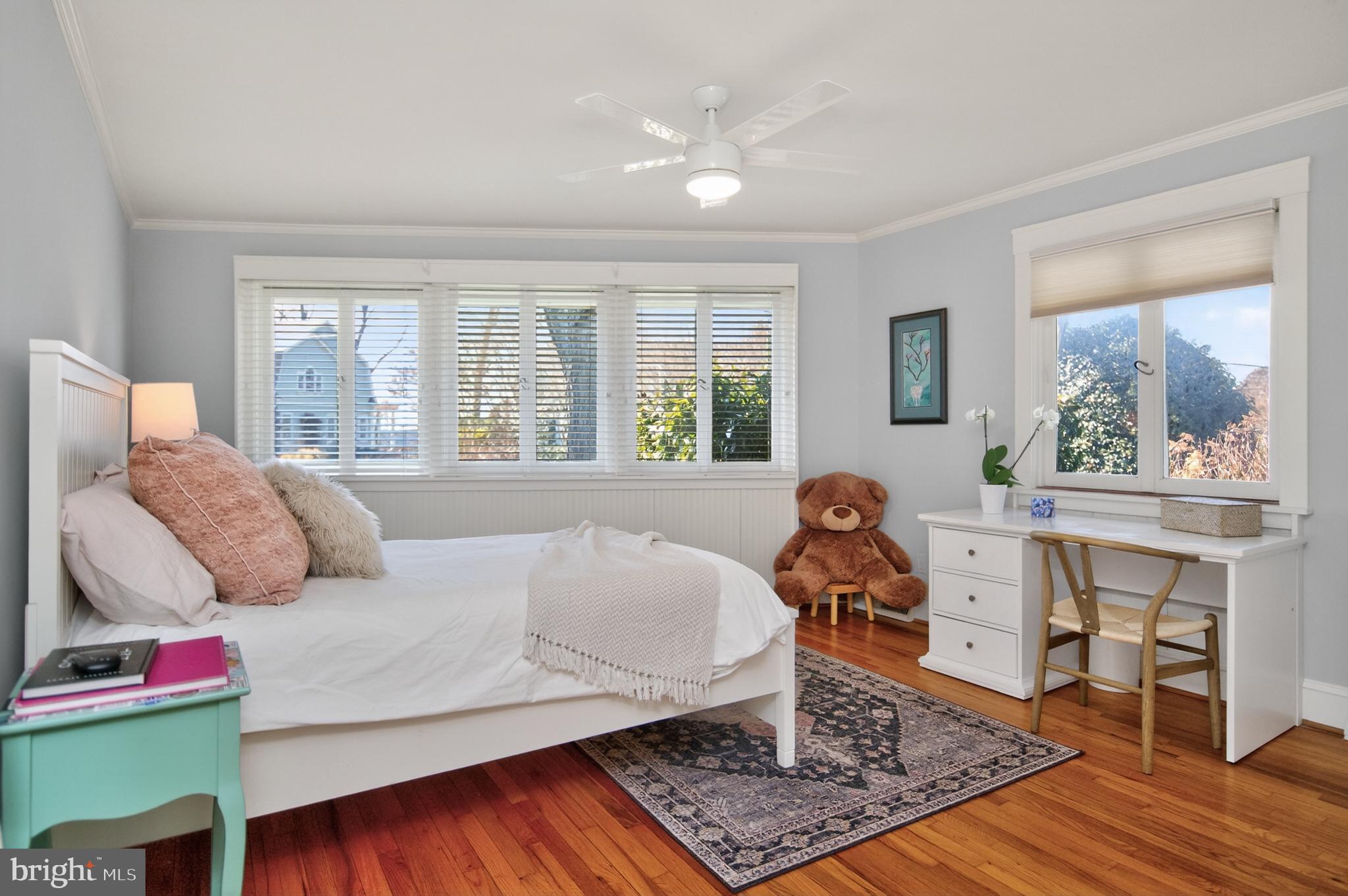 PENDENNIS MOUNT - Residential