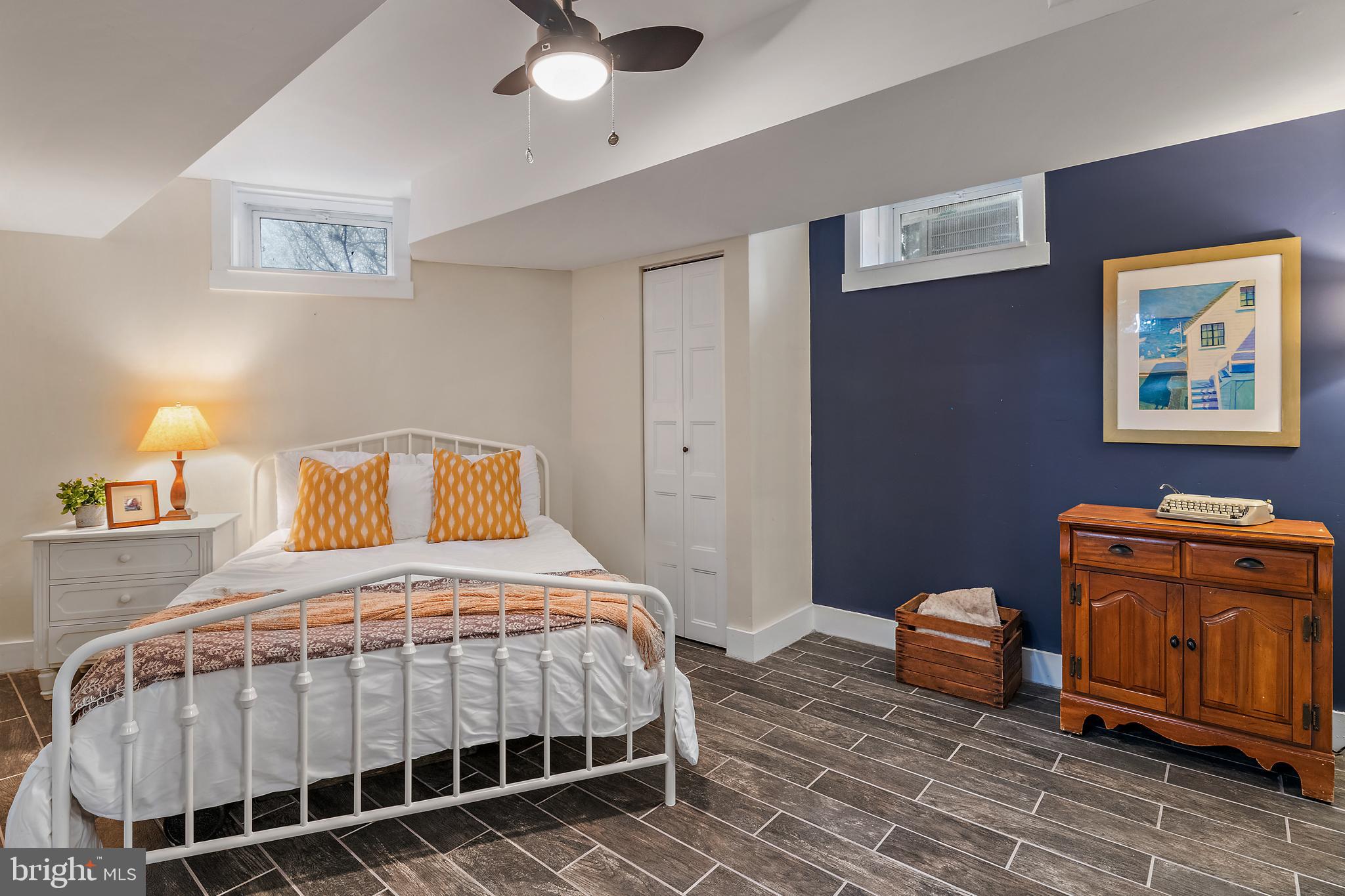 PENDENNIS MOUNT - Residential