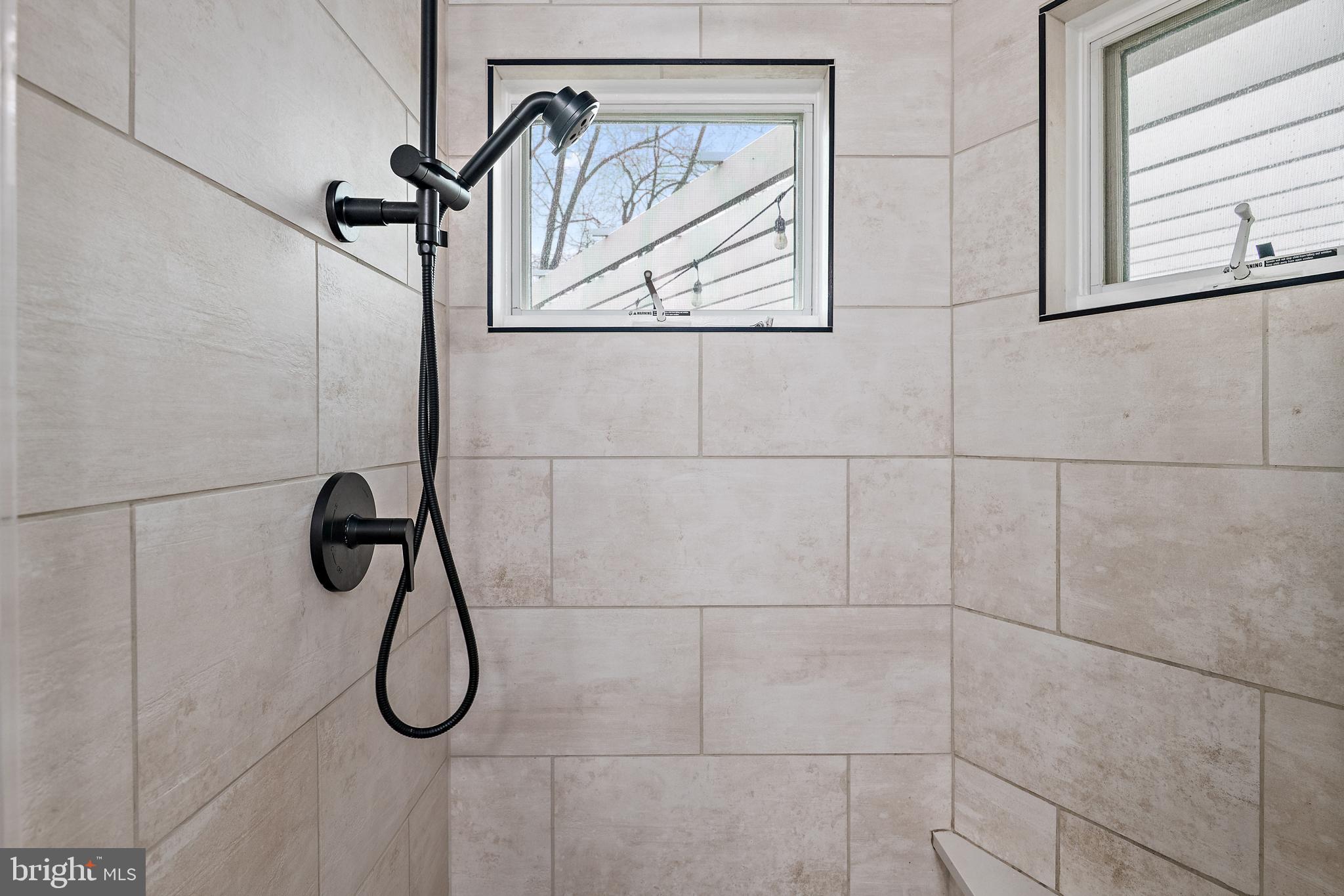 PENDENNIS MOUNT - Residential