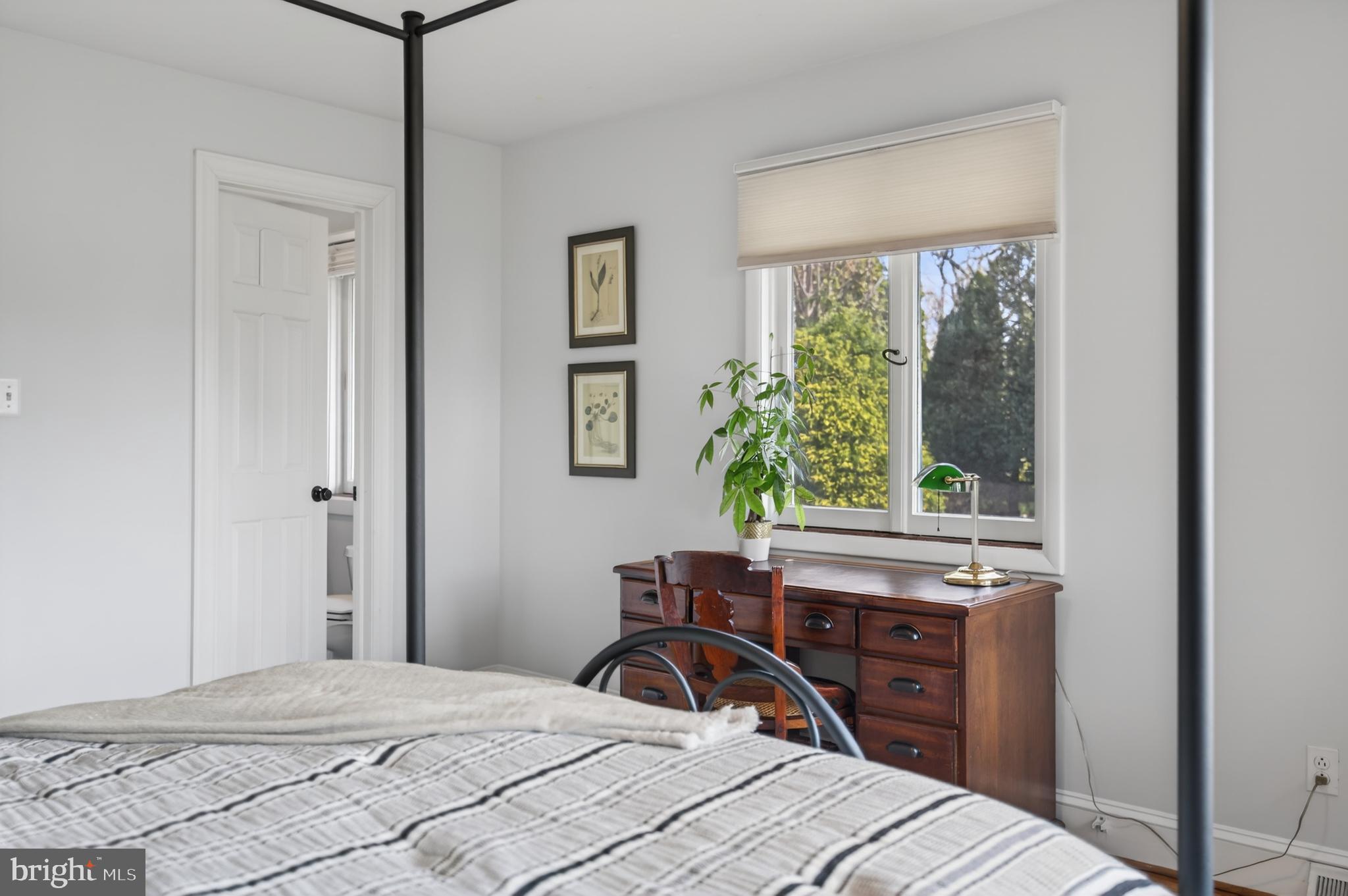 PENDENNIS MOUNT - Residential