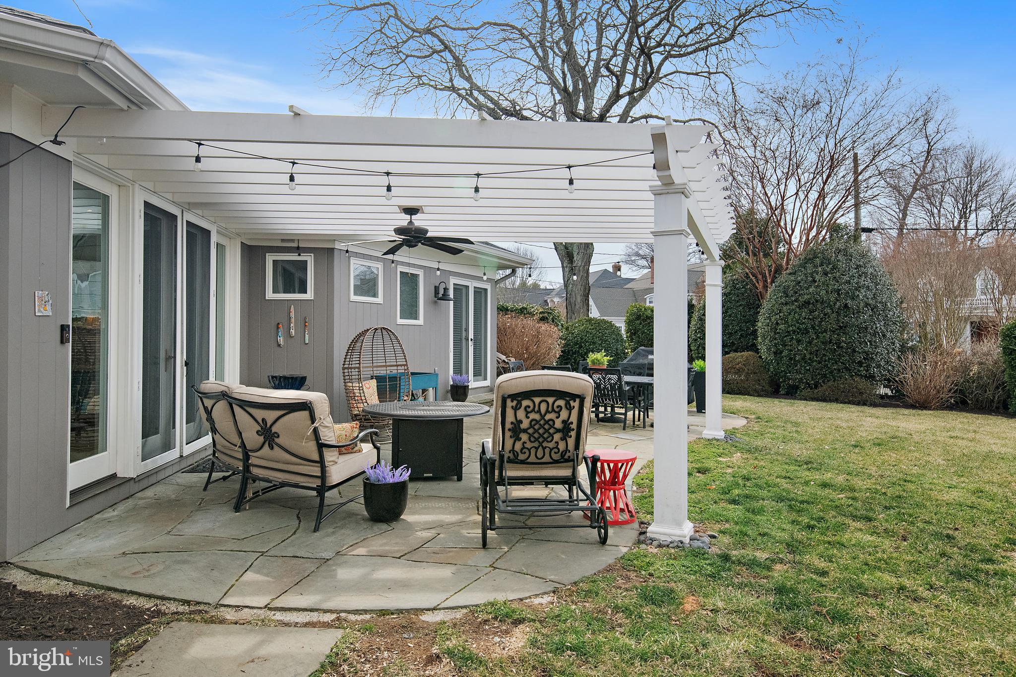 PENDENNIS MOUNT - Residential