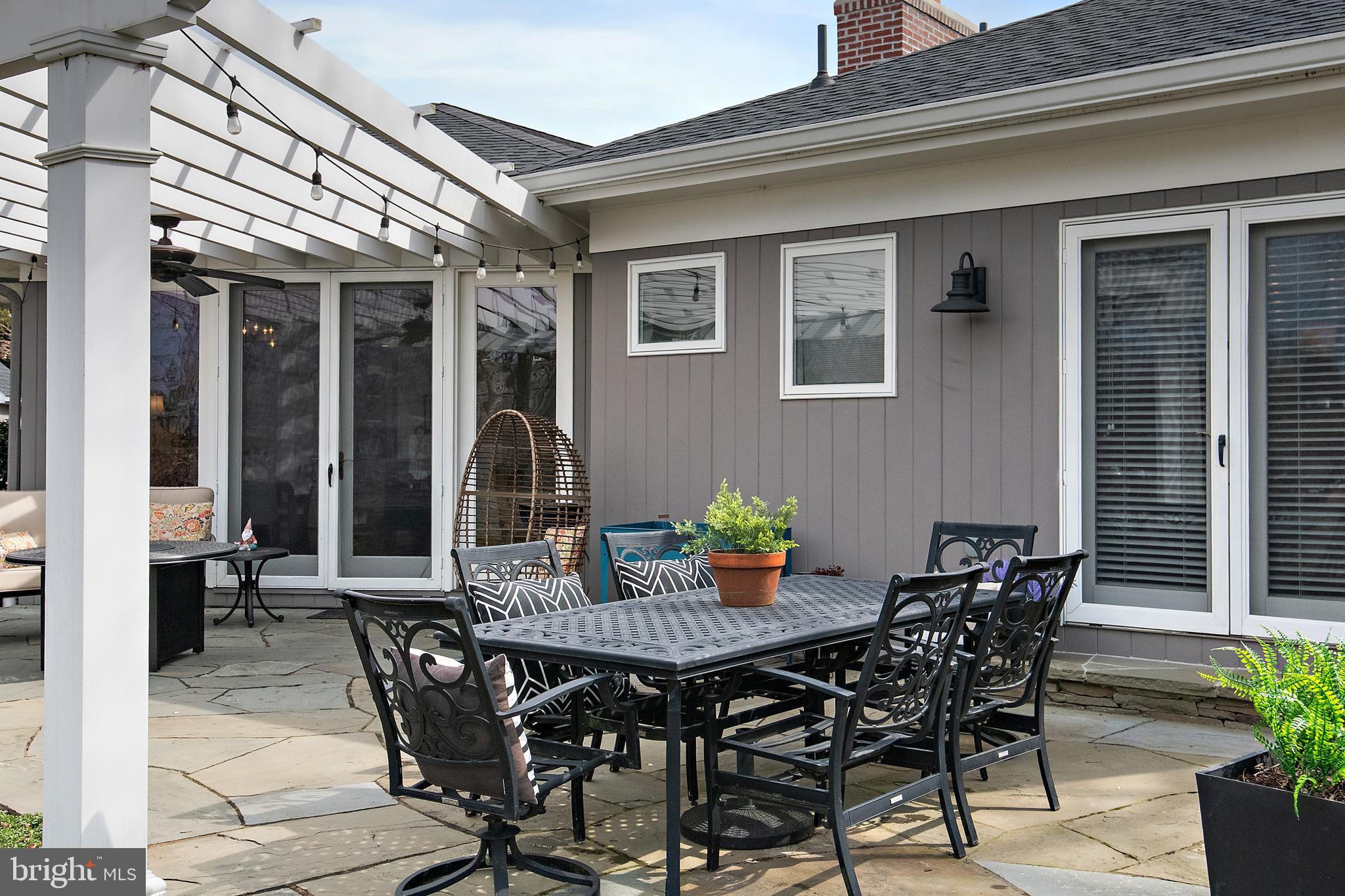 PENDENNIS MOUNT - Residential