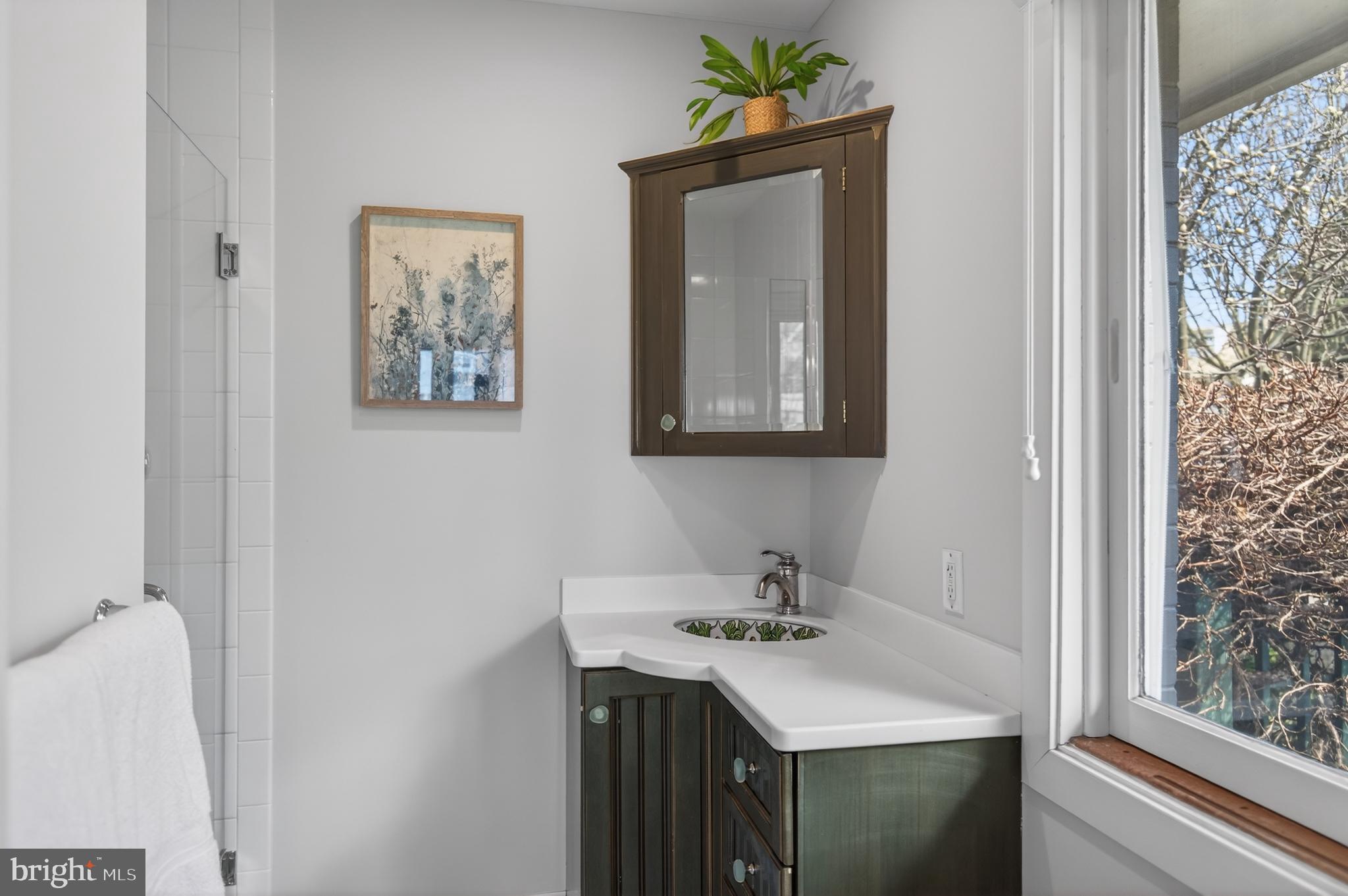 PENDENNIS MOUNT - Residential