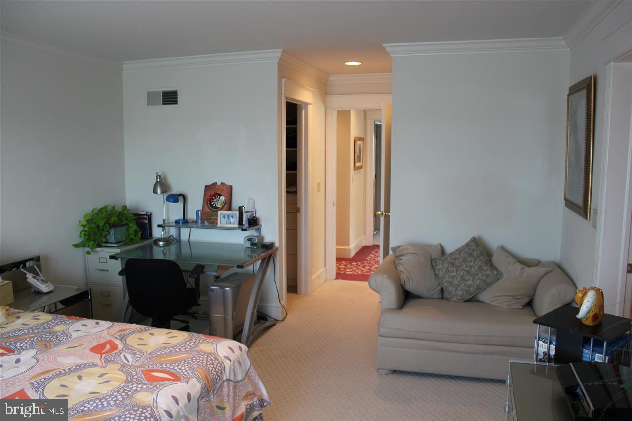 MACGREGOR DOWNS - Residential