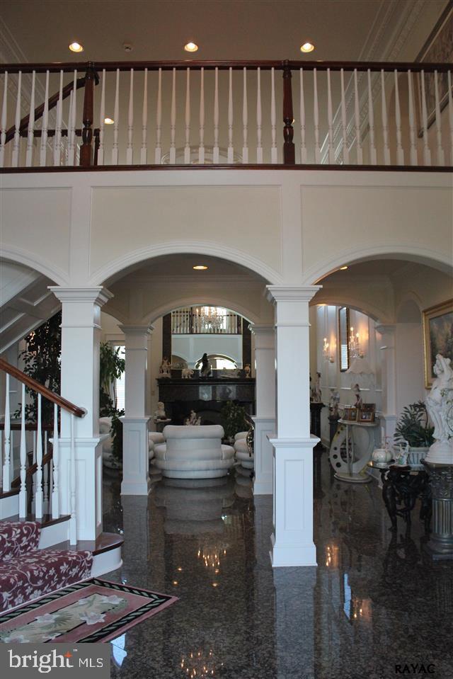 MACGREGOR DOWNS - Residential