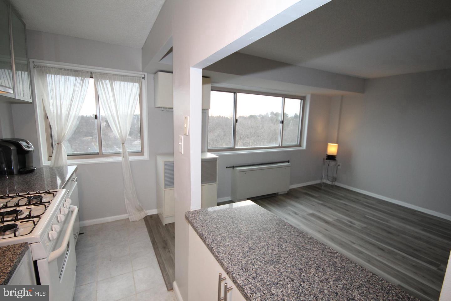 PARK PLACE - Residential Lease