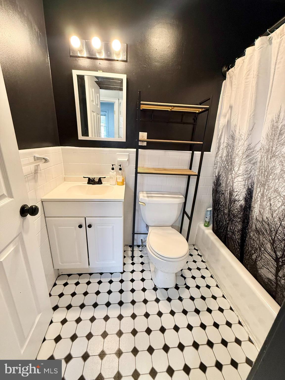 GREEN MEADOWS - Residential