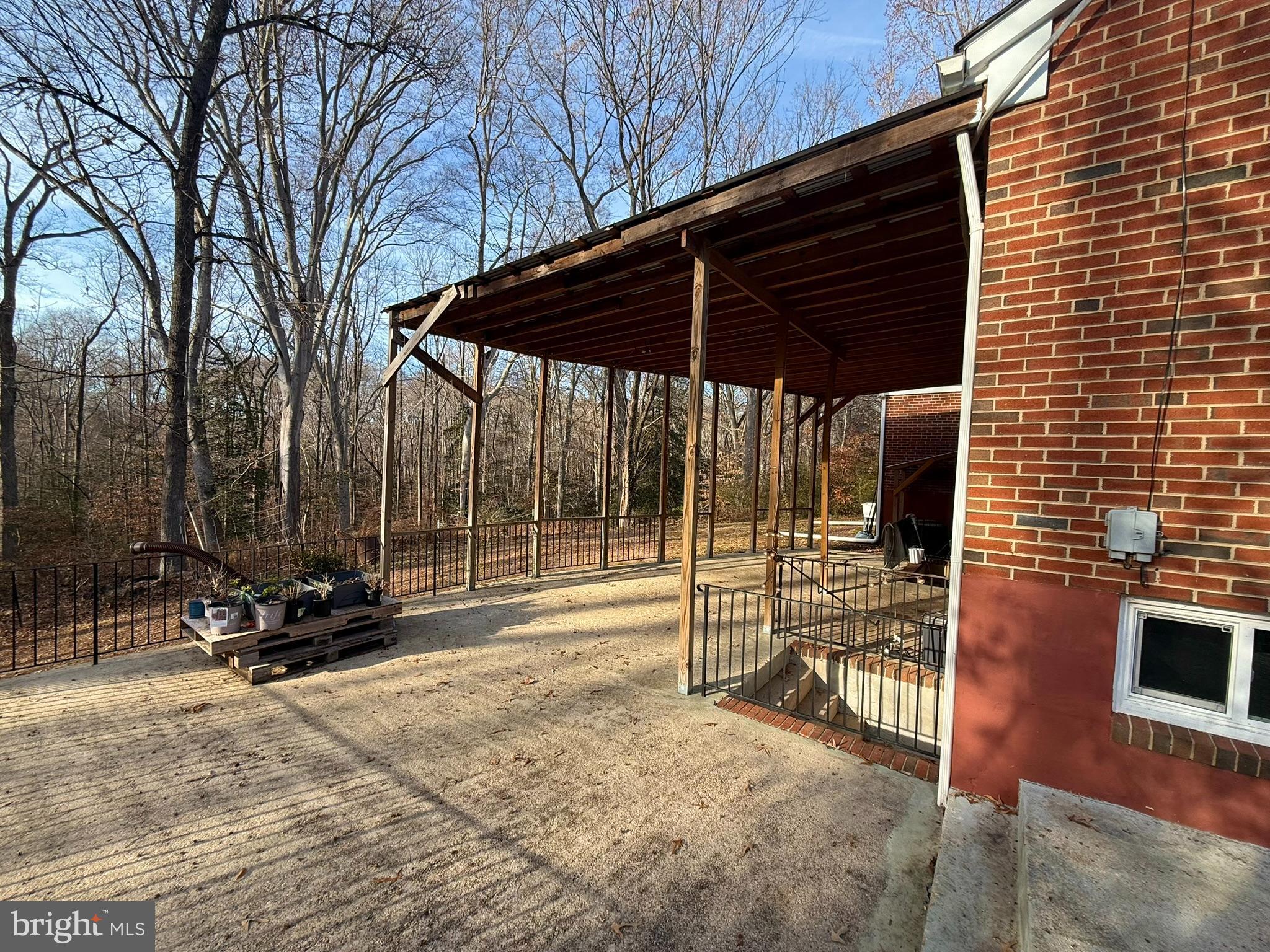 GREEN MEADOWS - Residential