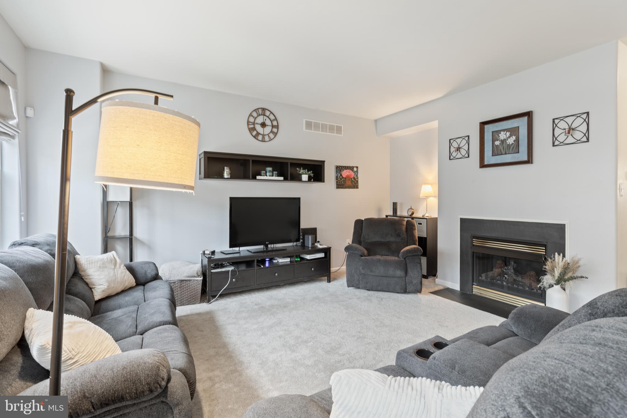 STINSON HALL - Residential