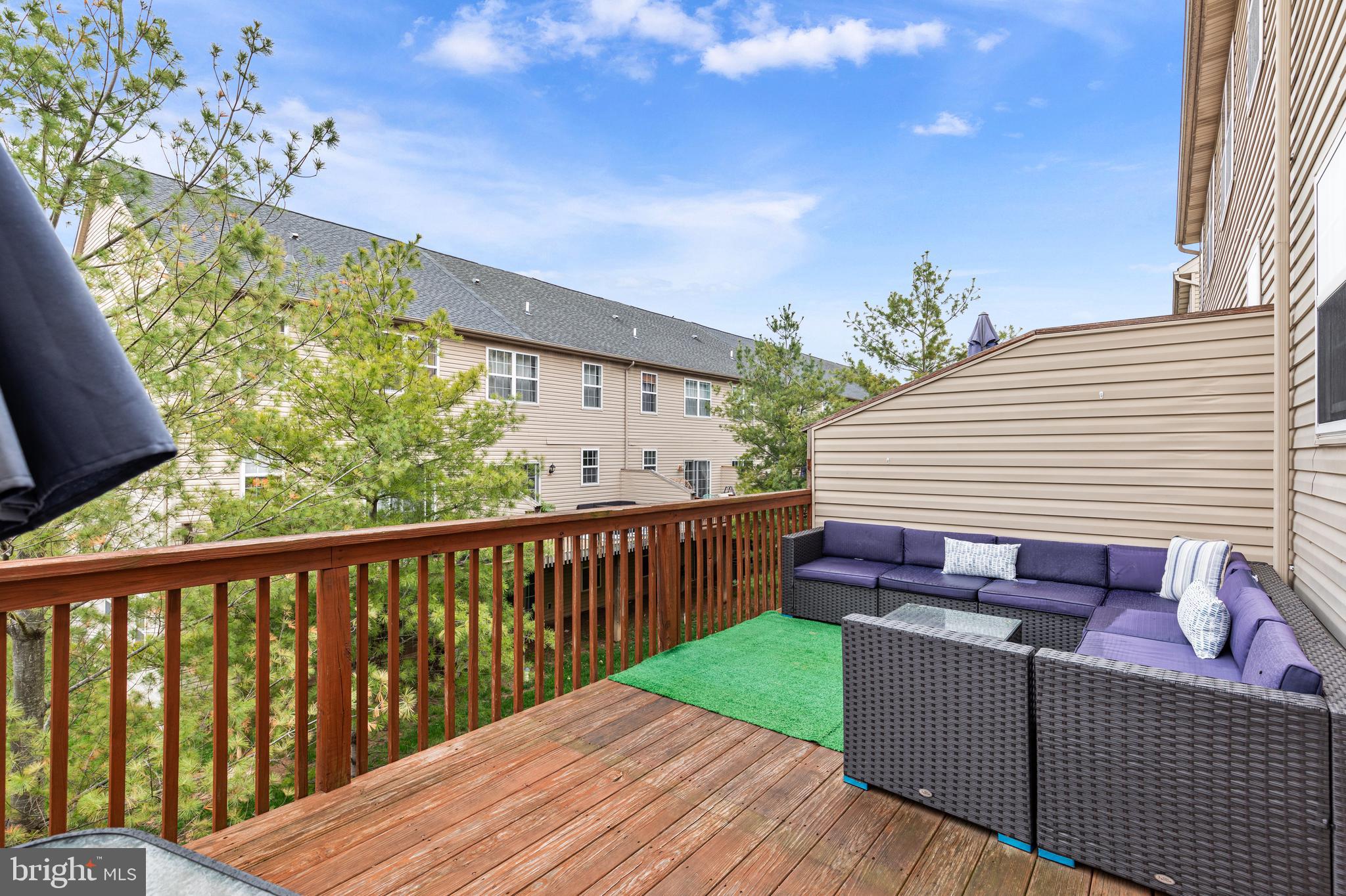 STINSON HALL - Residential