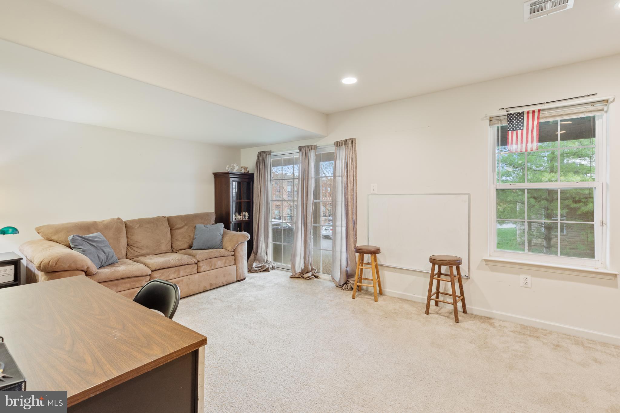 STINSON HALL - Residential