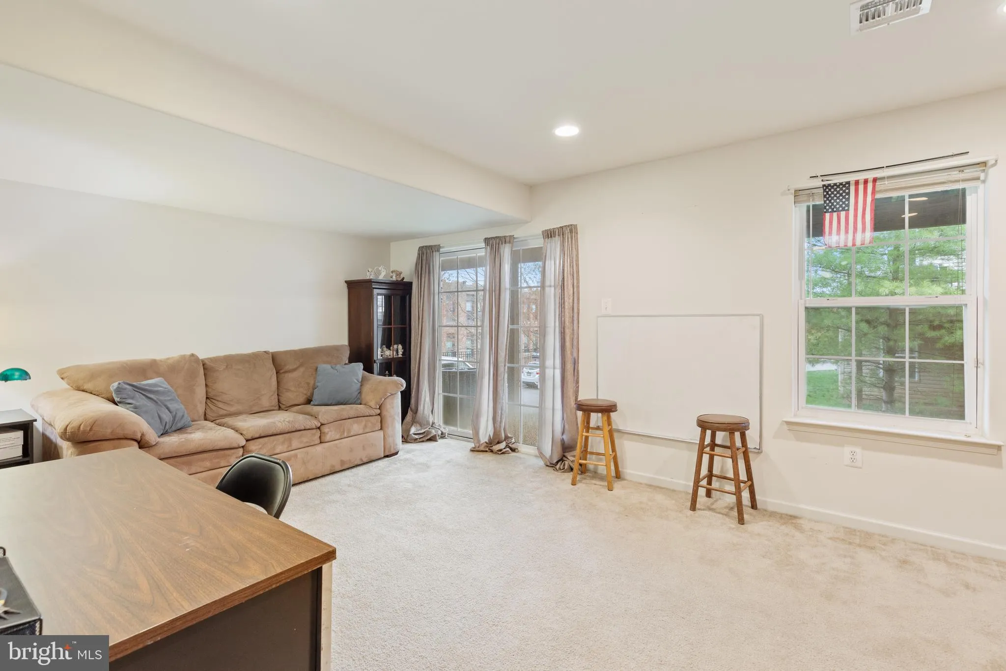 Norristown, Pennsylvania 19401, United States, 3 Bedrooms Bedrooms, ,4 BathroomsBathrooms,Residential,Coming Soon,94245