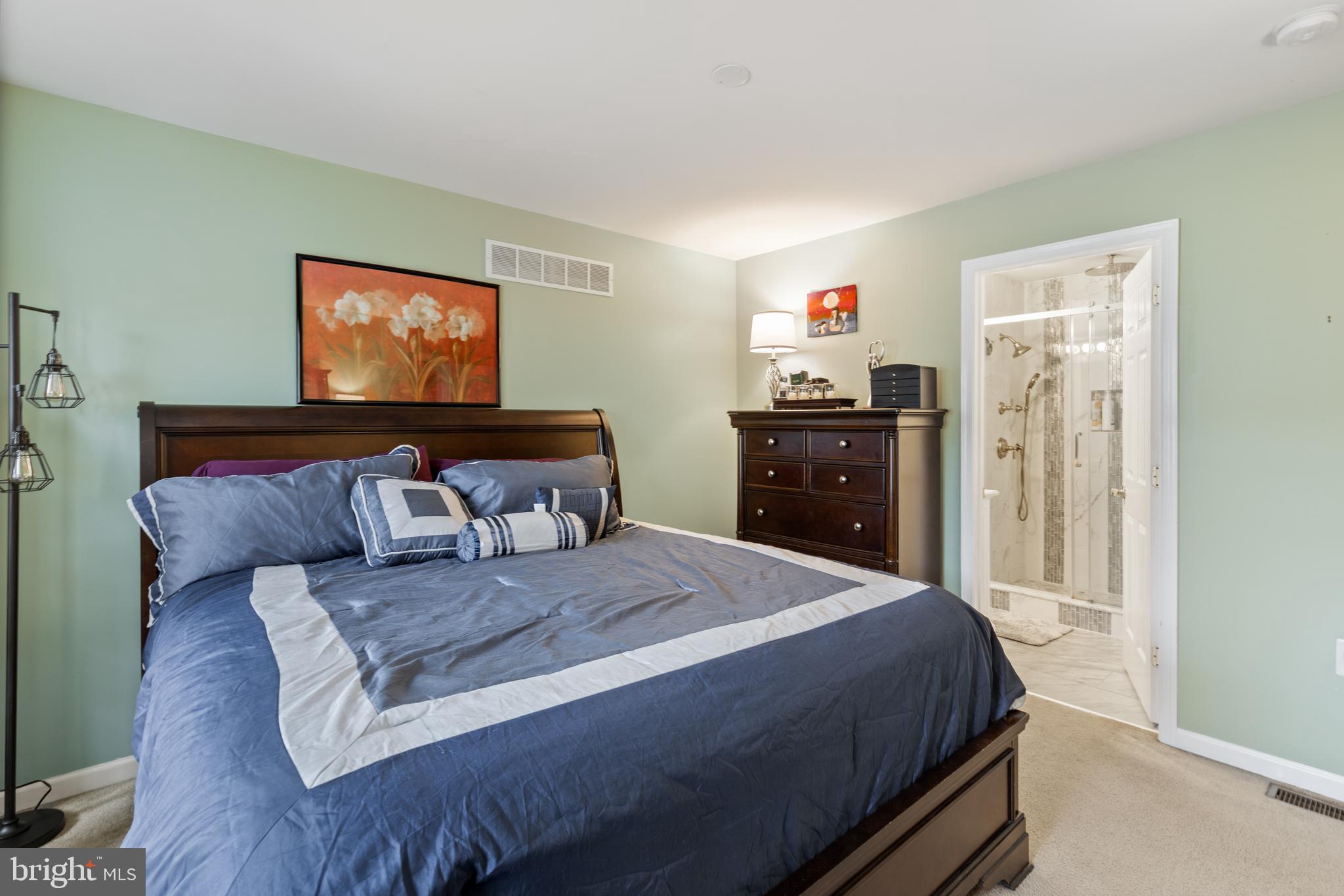 STINSON HALL - Residential