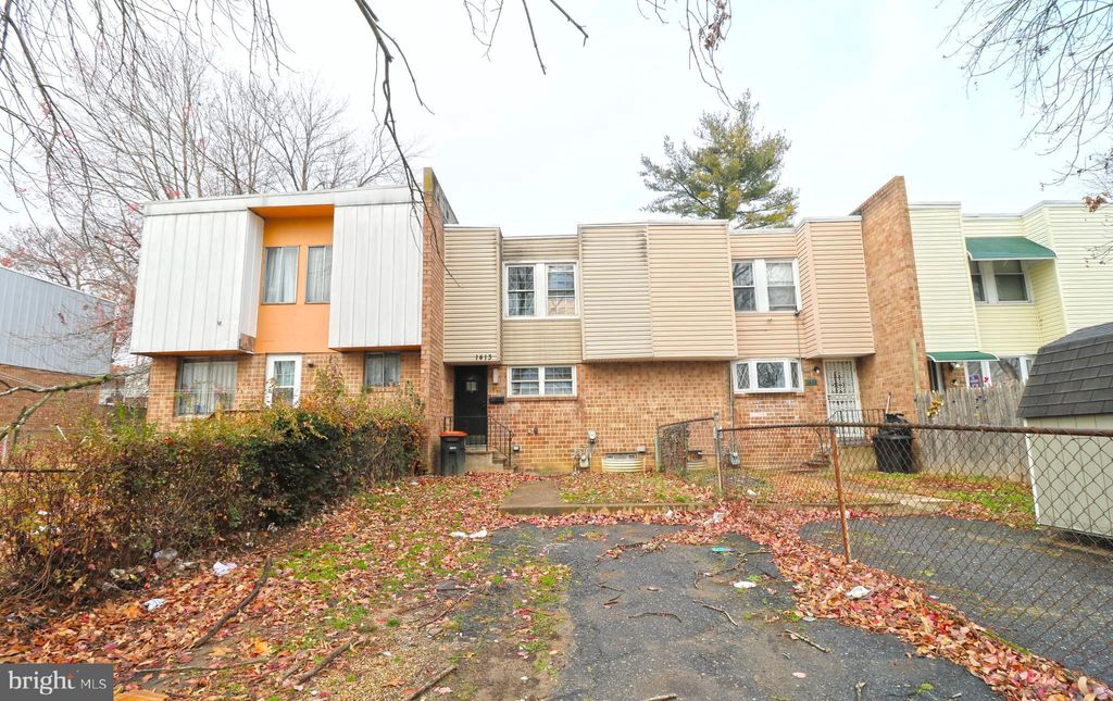 Photo of 1413 M L King Pedestrian Way, CHESTER, PA 19013 (MLS # PADE2105188)