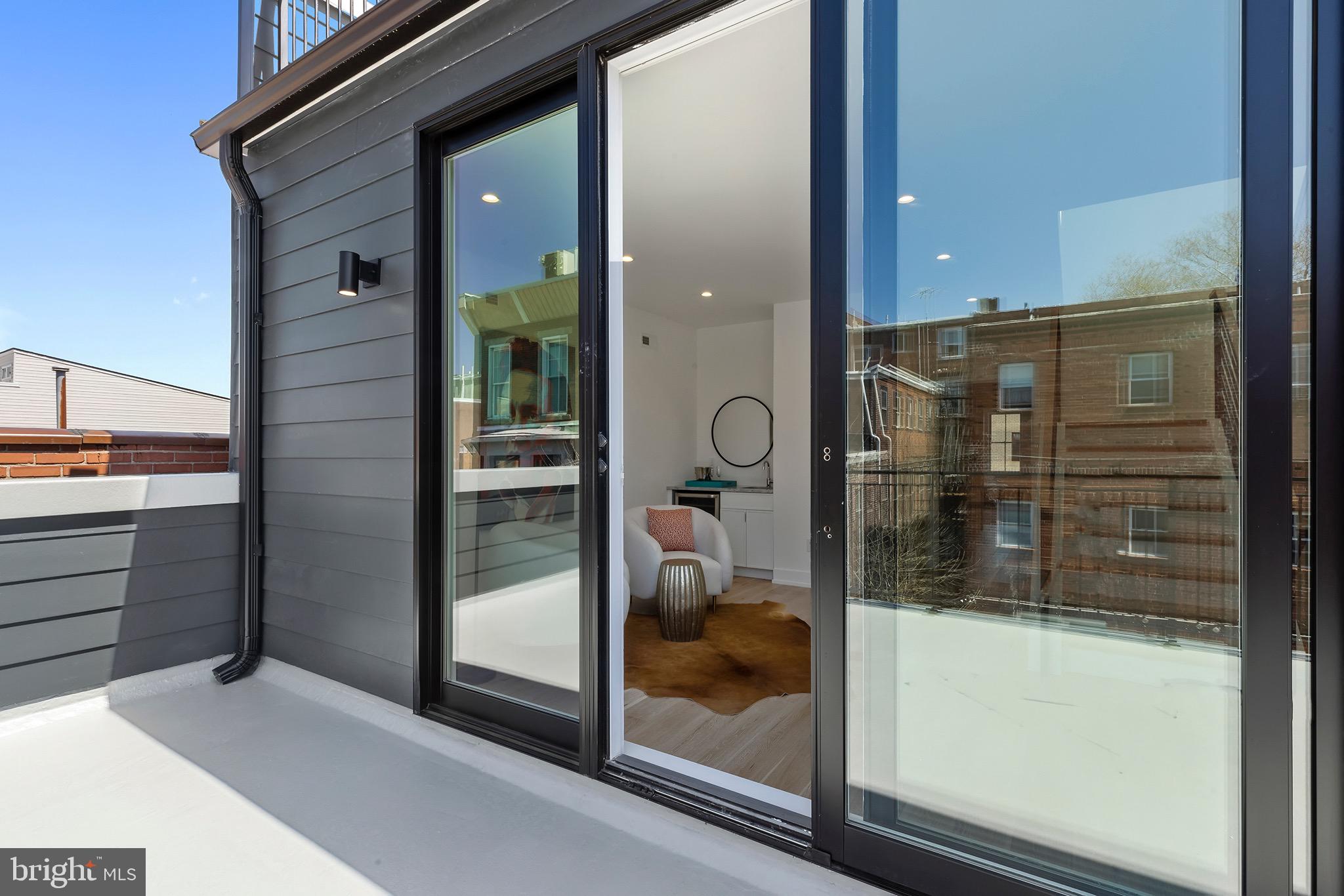 PASSYUNK SQUARE - Residential