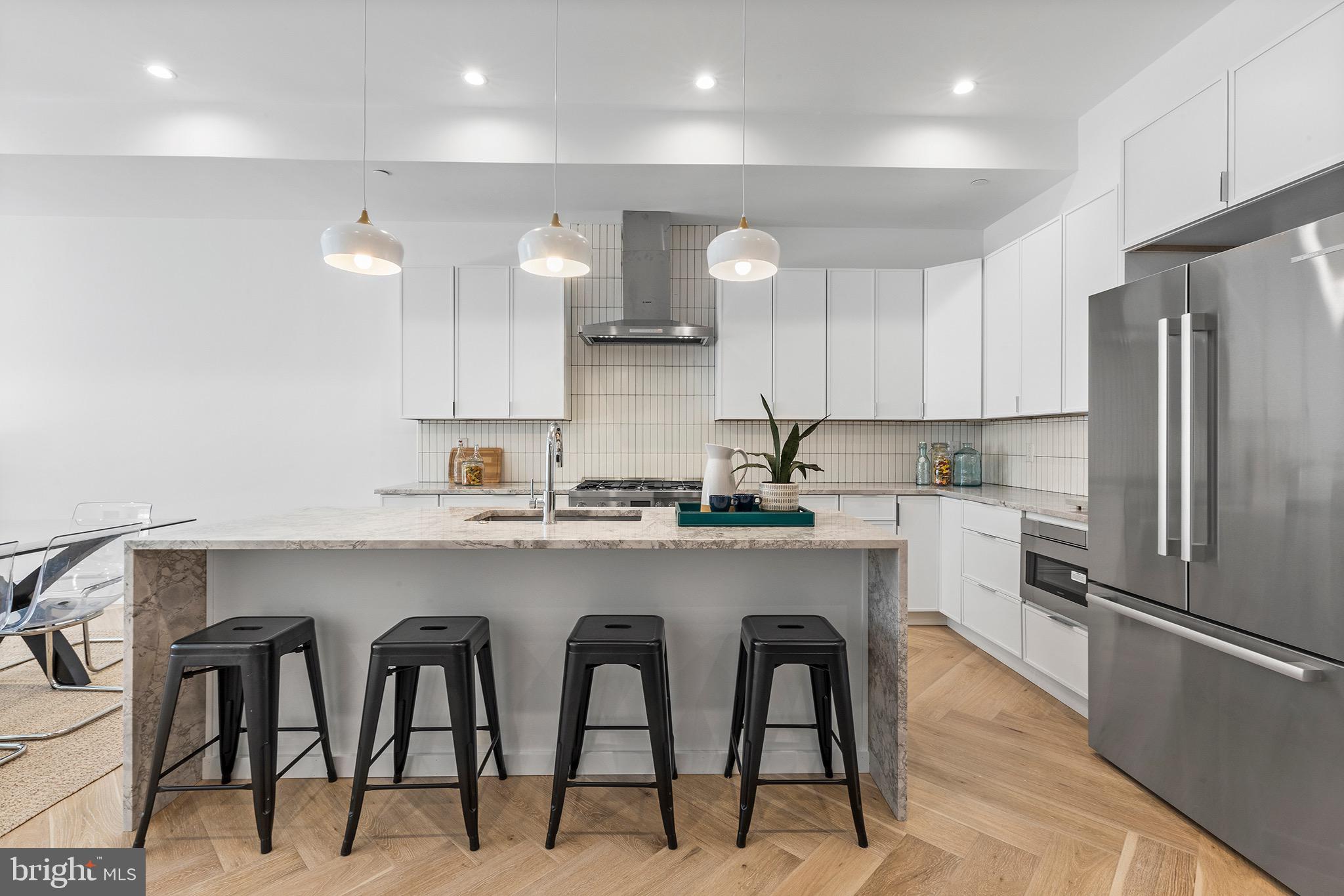 PASSYUNK SQUARE - Residential