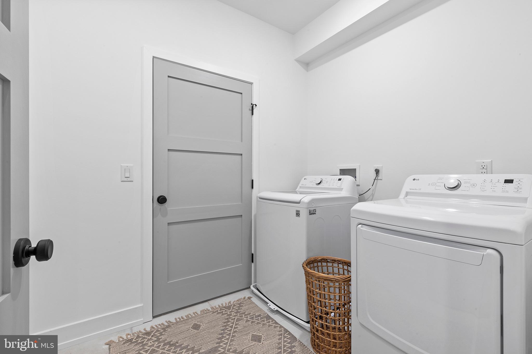 PASSYUNK SQUARE - Residential