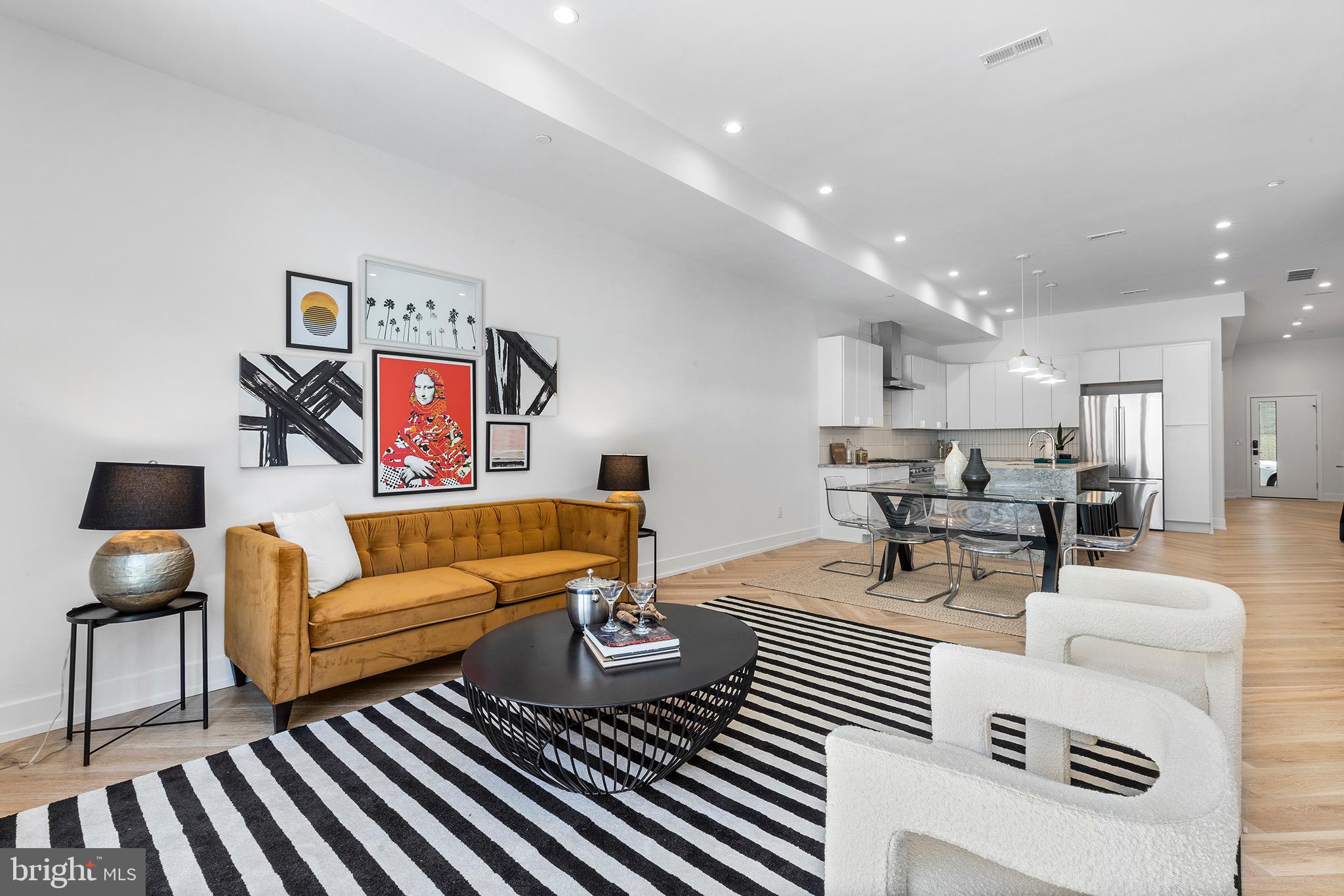 PASSYUNK SQUARE - Residential