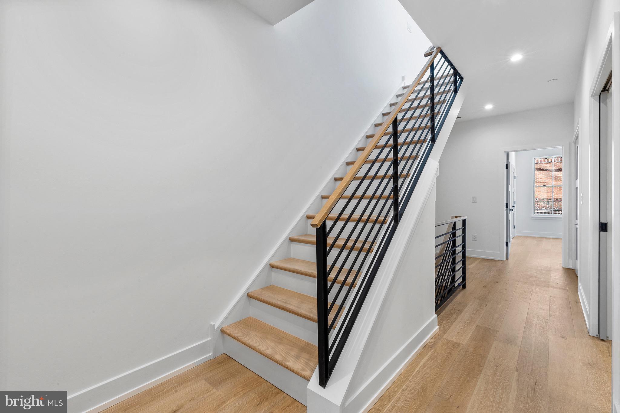 PASSYUNK SQUARE - Residential