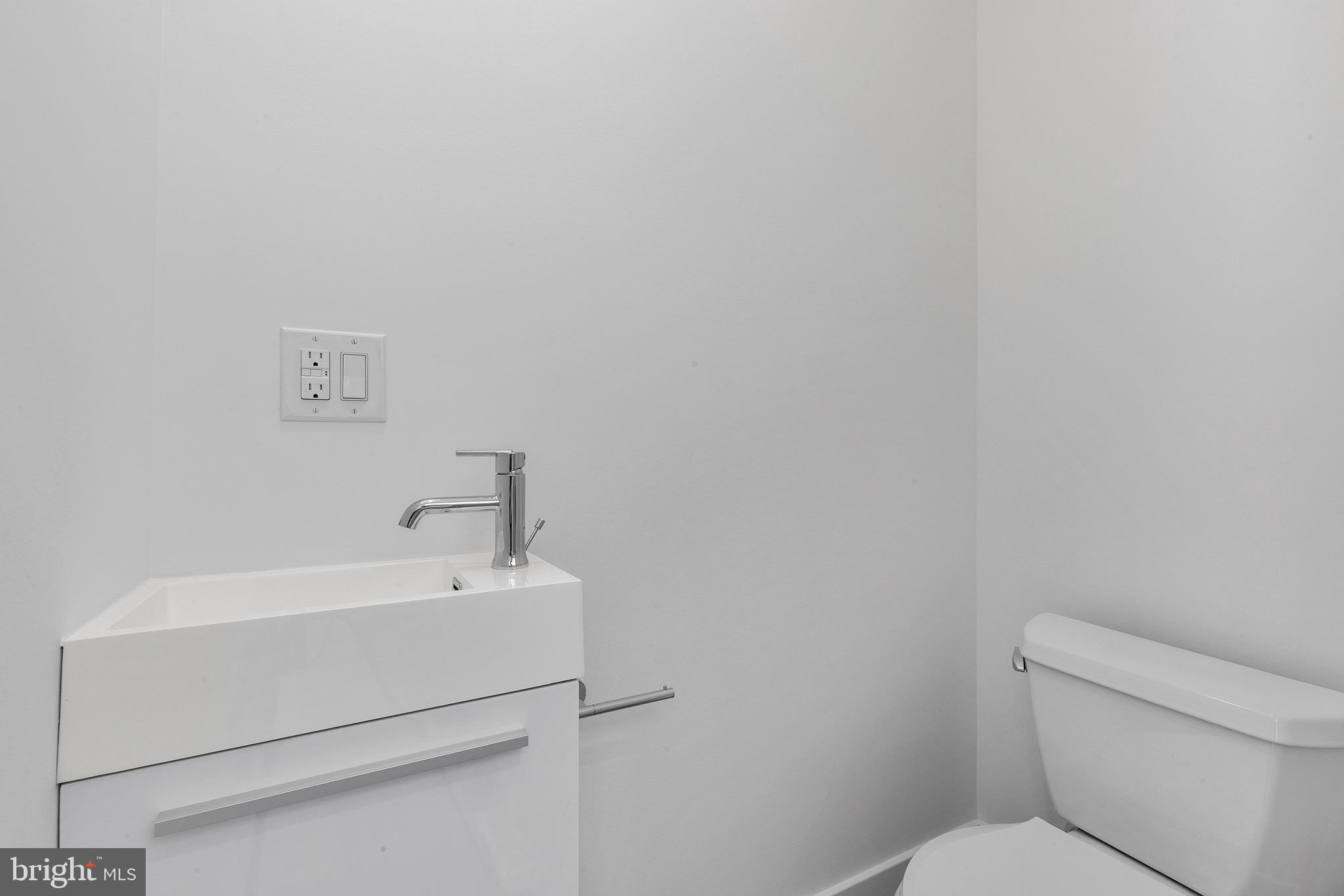 PASSYUNK SQUARE - Residential