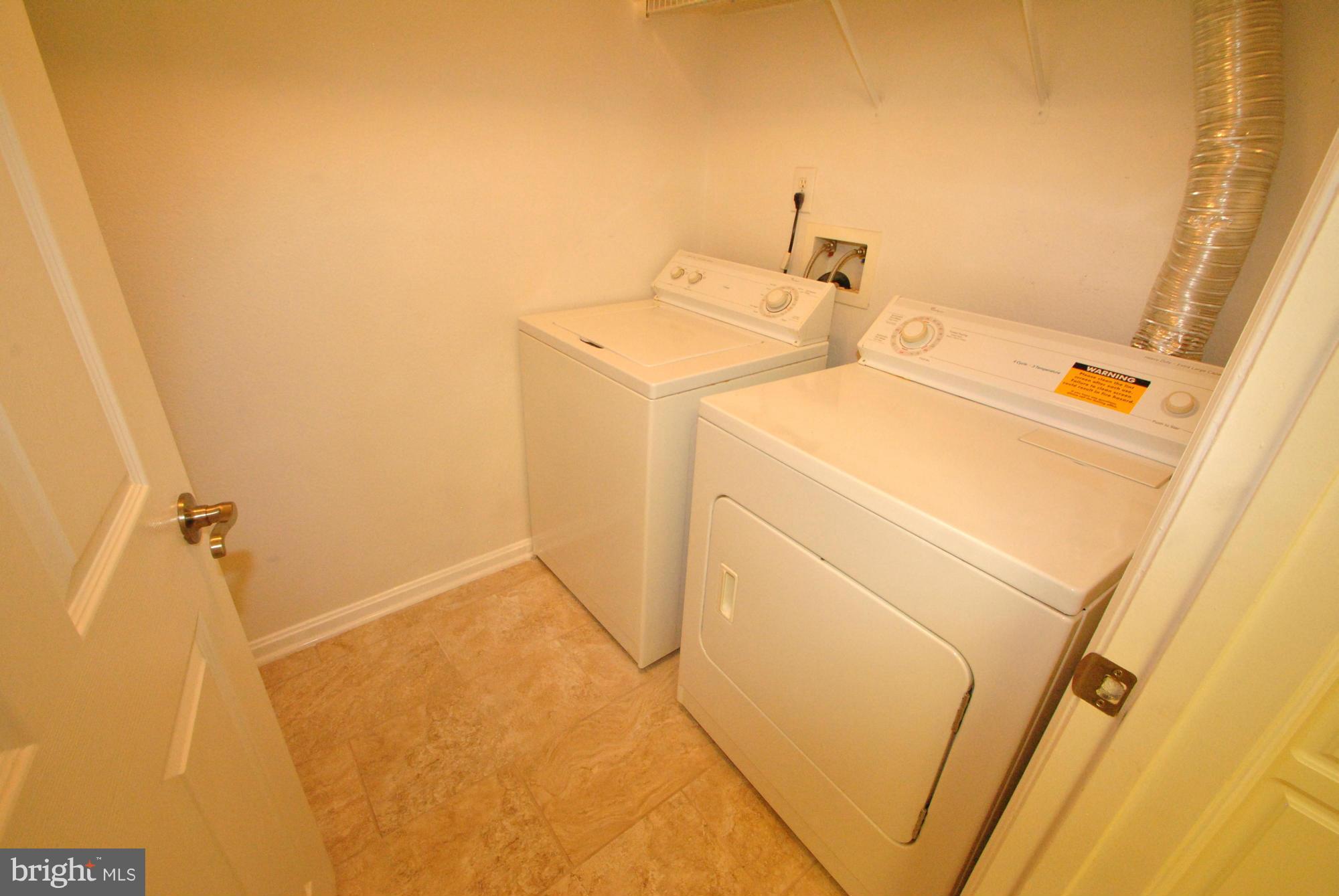 GATES OF FAIR LAKES - Residential