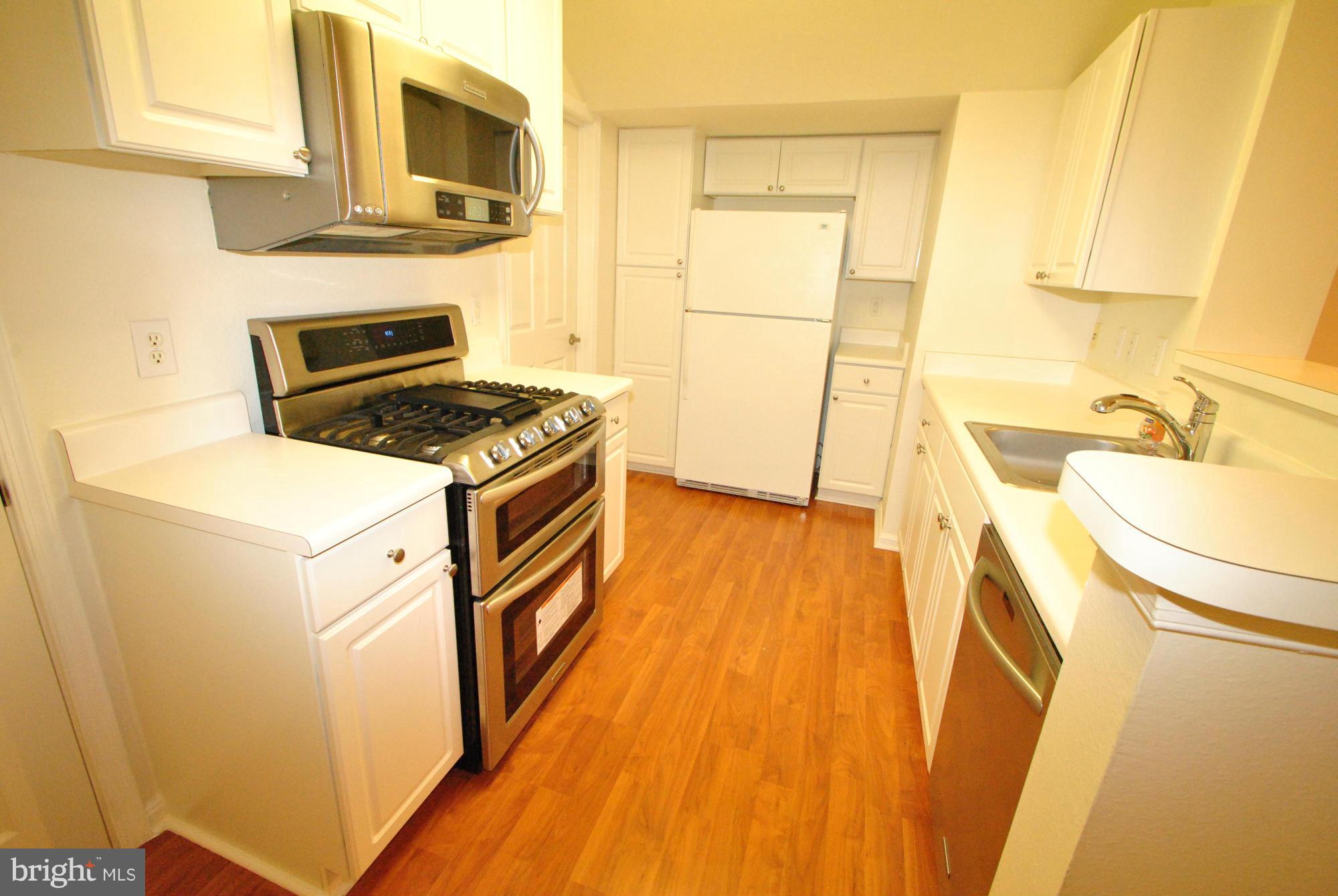 GATES OF FAIR LAKES - Residential