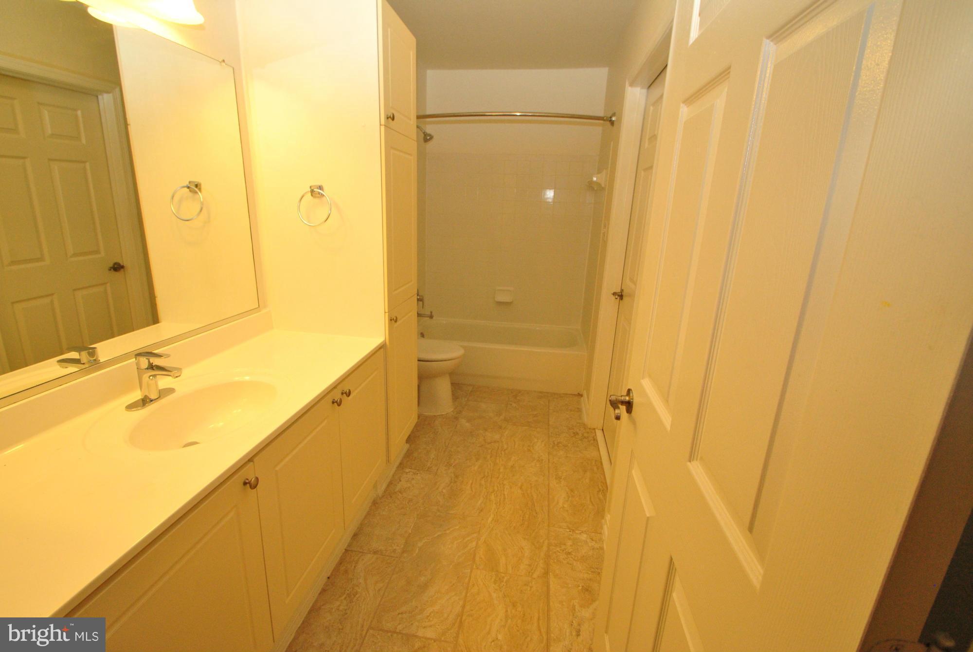 GATES OF FAIR LAKES - Residential