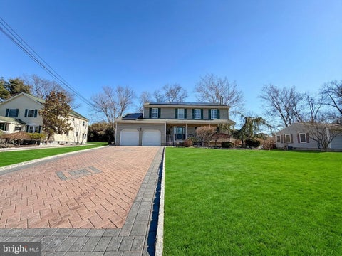 Homes For Sale - 7 3rd Avenue<br/> PISCATAWAY, NJ 08854