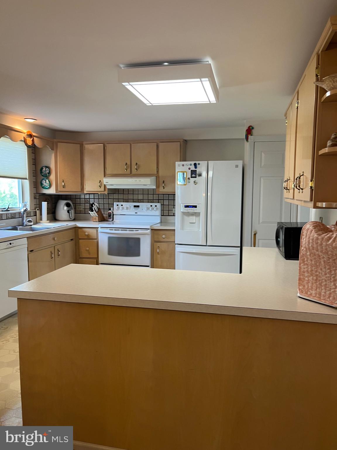 WITHERINGTON HGTS - Residential