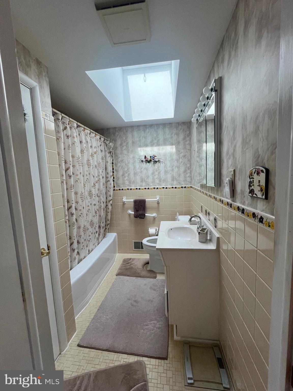 WITHERINGTON HGTS - Residential