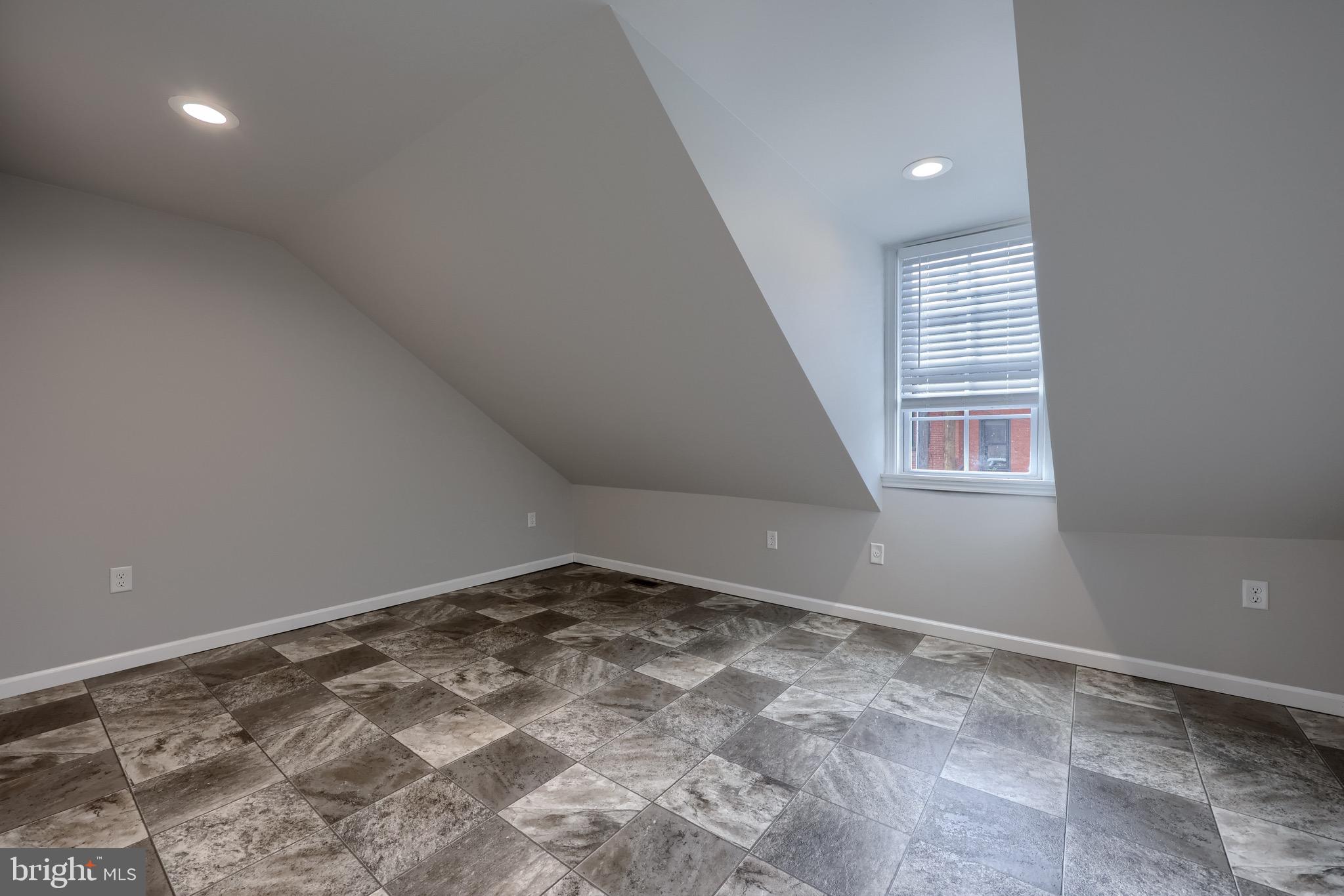 LANCASTER CITY ANNEX - Residential