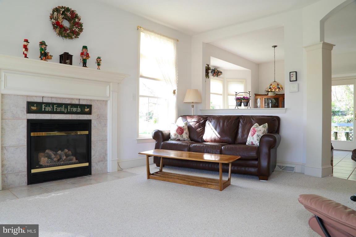 THE MEADOWS - Residential