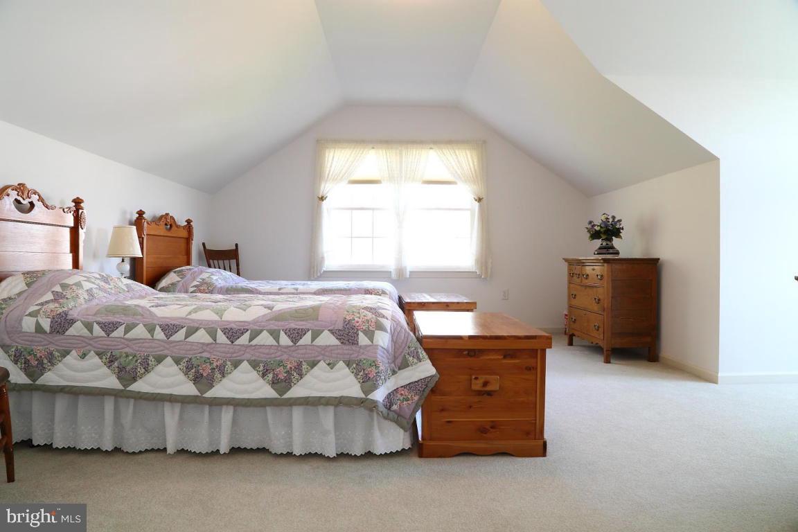 THE MEADOWS - Residential