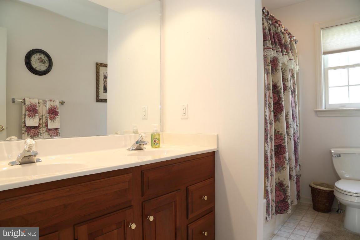 THE MEADOWS - Residential