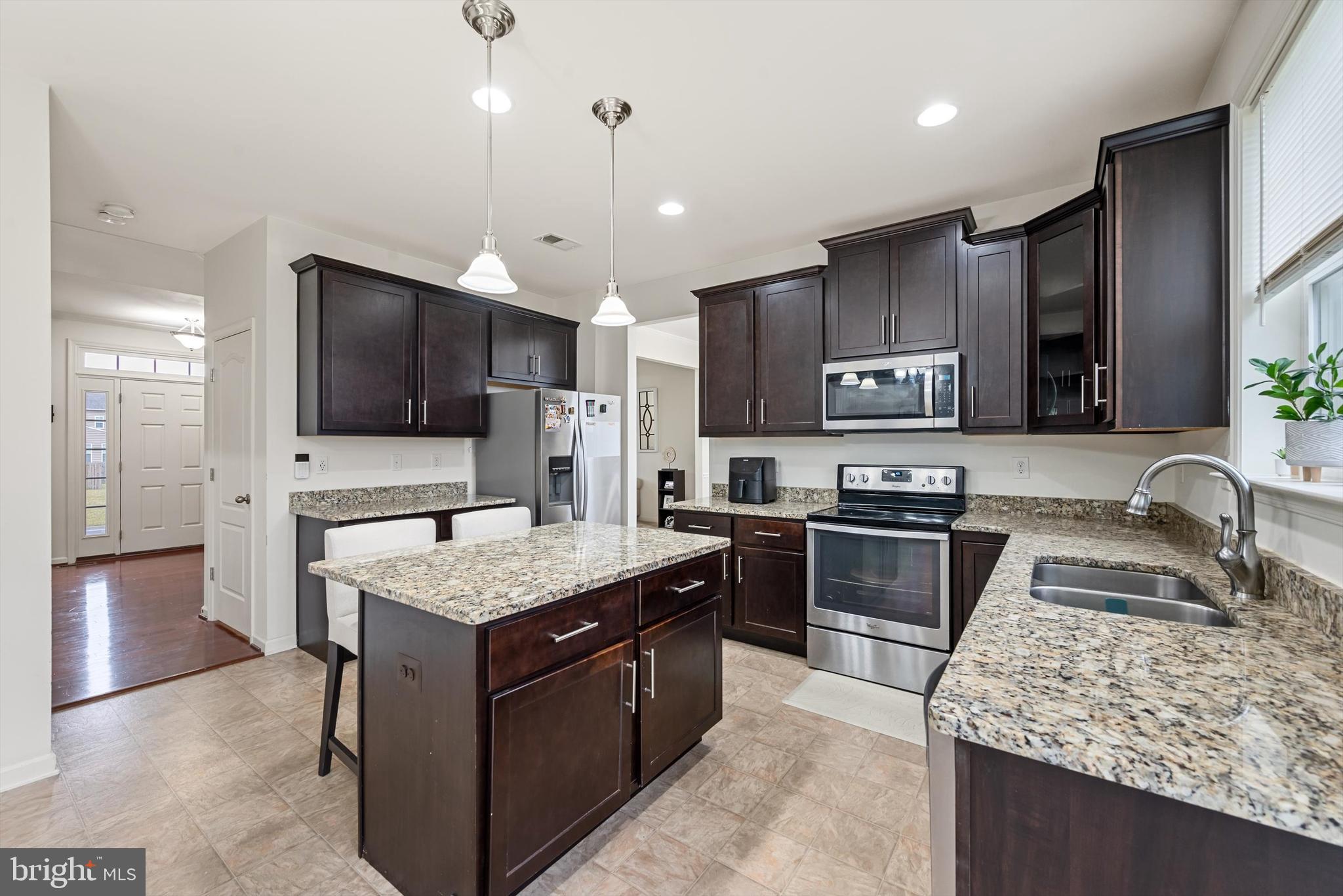 THE VILLAGE OF WASHINGTON TRAIL EAST - Residential