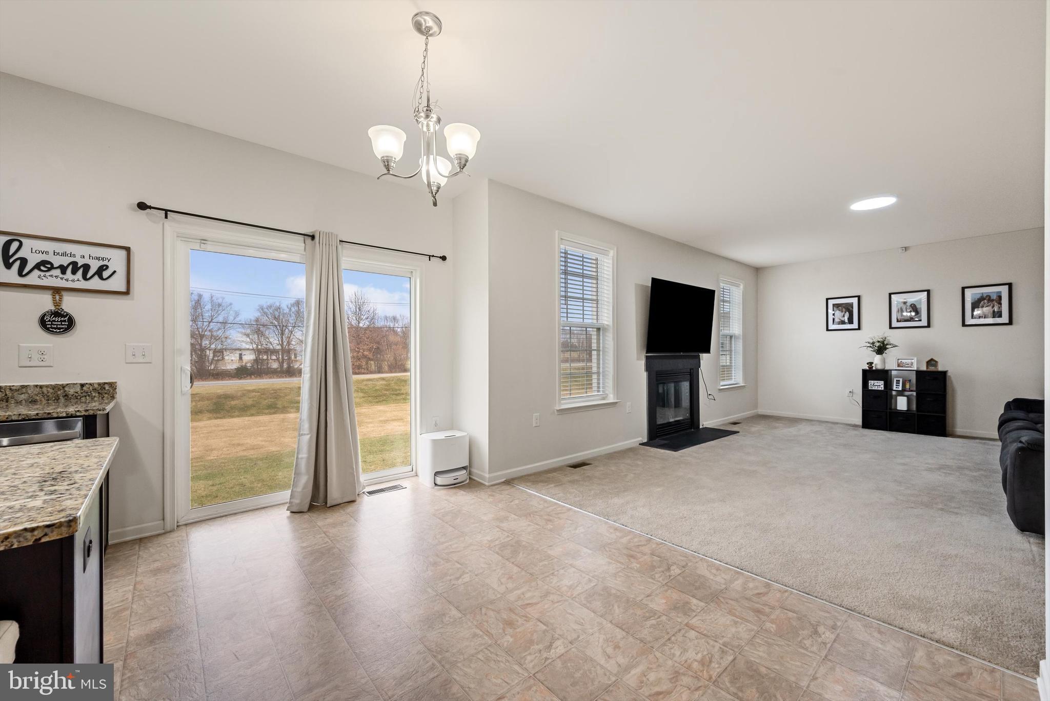 THE VILLAGE OF WASHINGTON TRAIL EAST - Residential