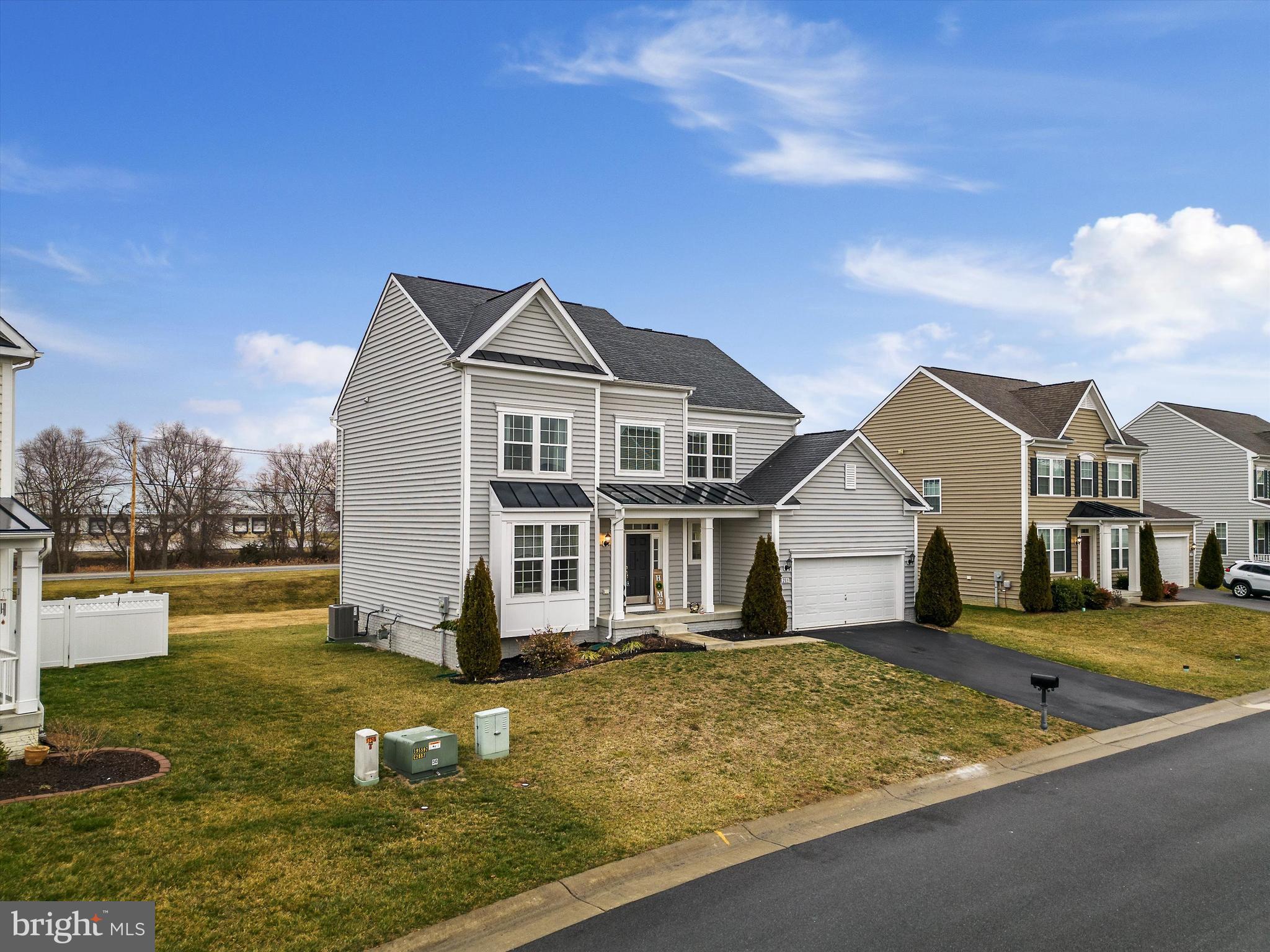 THE VILLAGE OF WASHINGTON TRAIL EAST - Residential