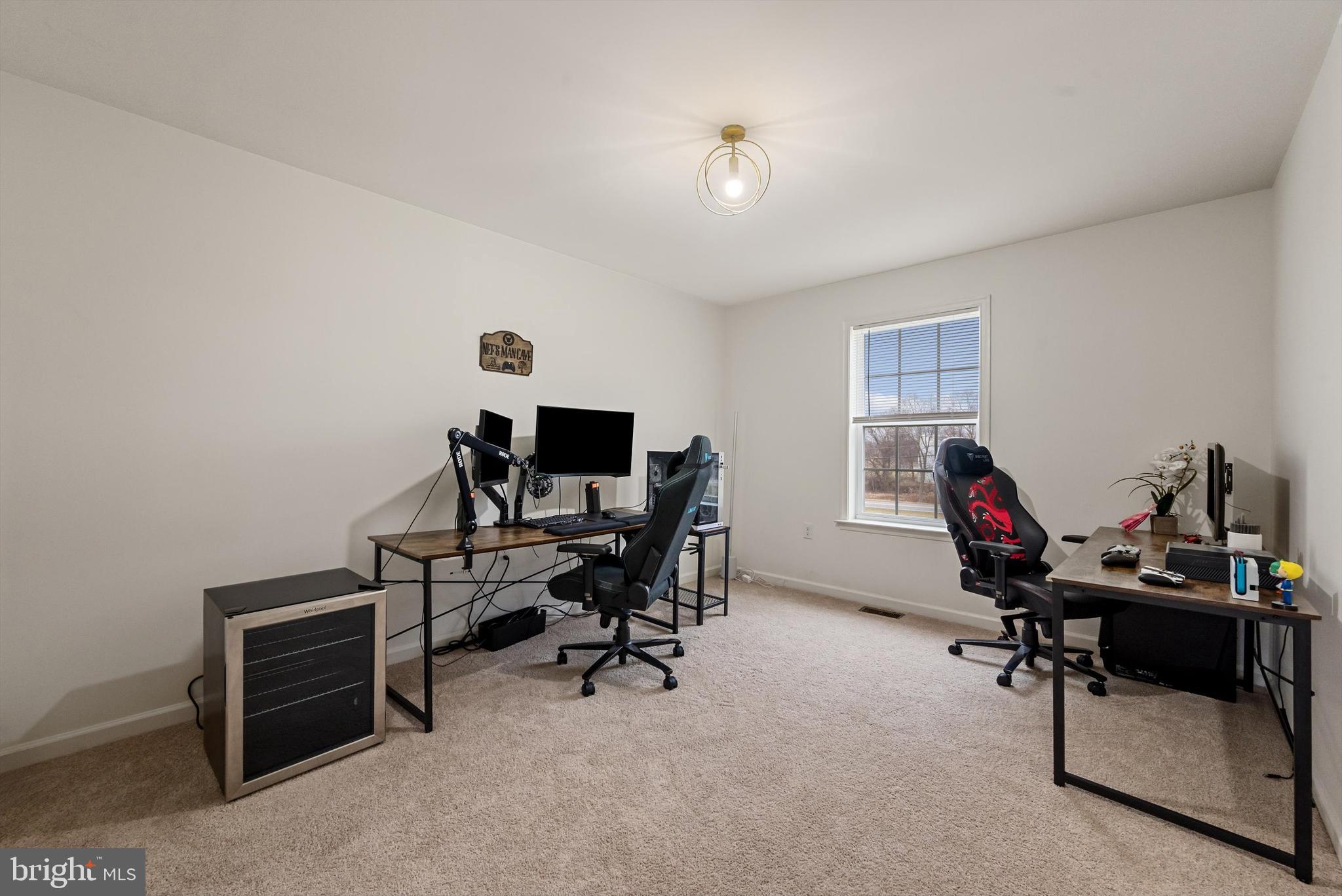 THE VILLAGE OF WASHINGTON TRAIL EAST - Residential