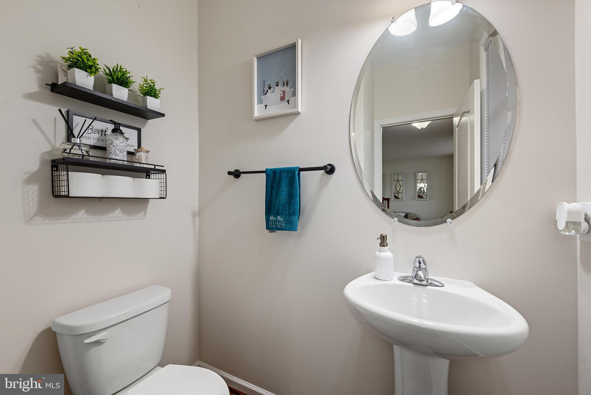 THE VILLAGE OF WASHINGTON TRAIL EAST - Residential