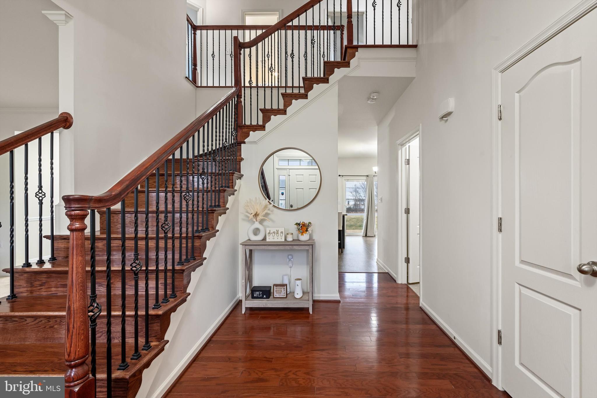 THE VILLAGE OF WASHINGTON TRAIL EAST - Residential