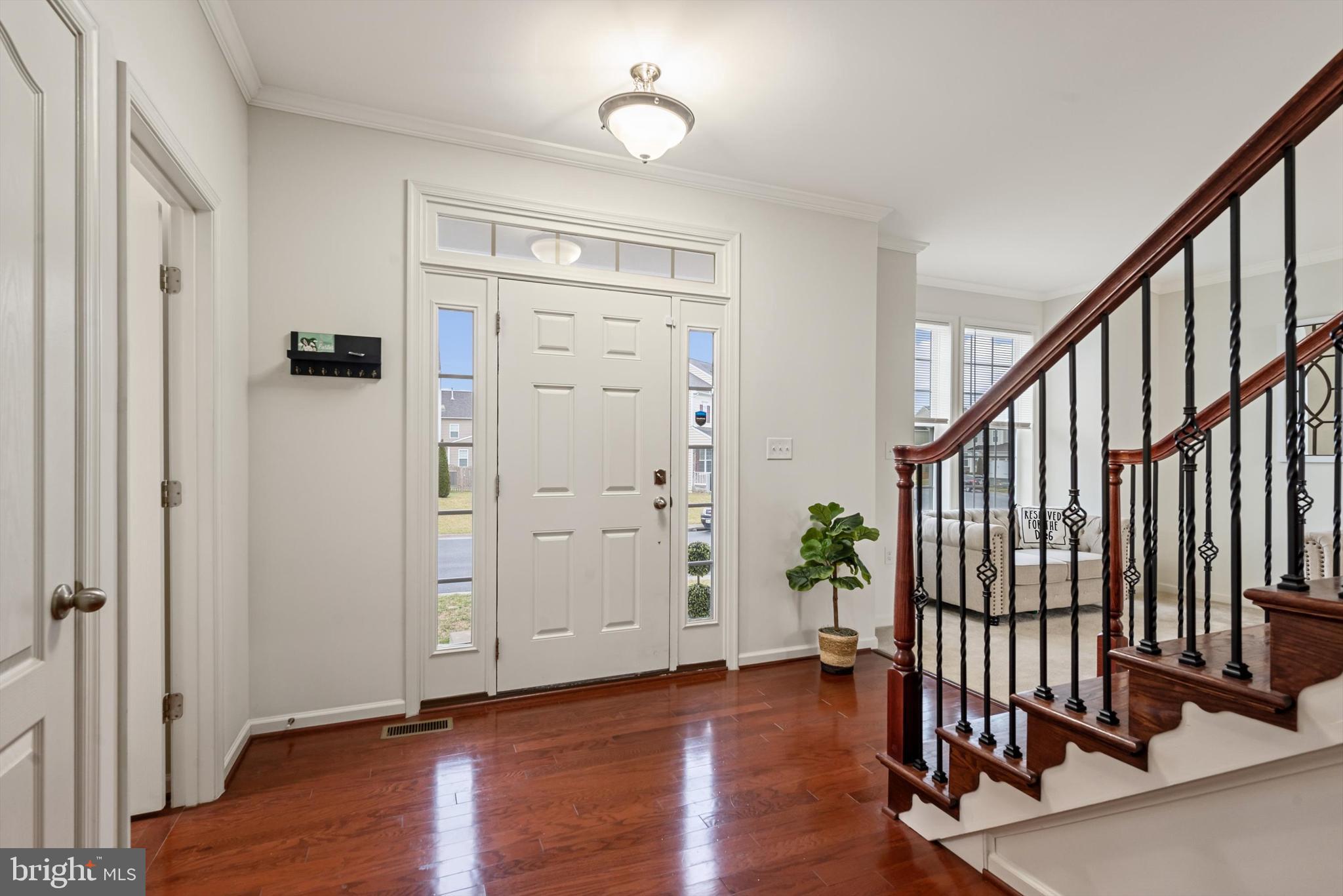 THE VILLAGE OF WASHINGTON TRAIL EAST - Residential