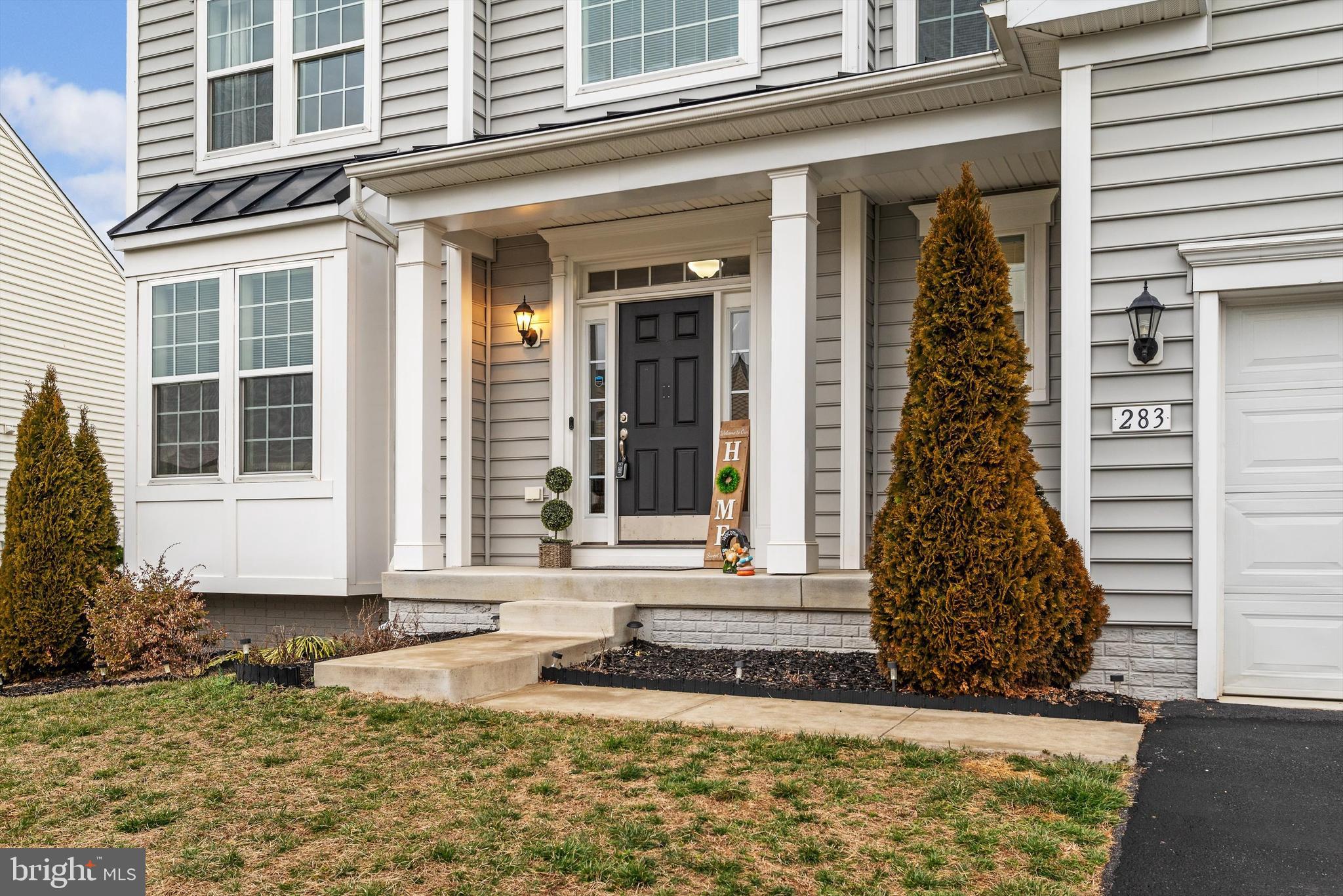 THE VILLAGE OF WASHINGTON TRAIL EAST - Residential