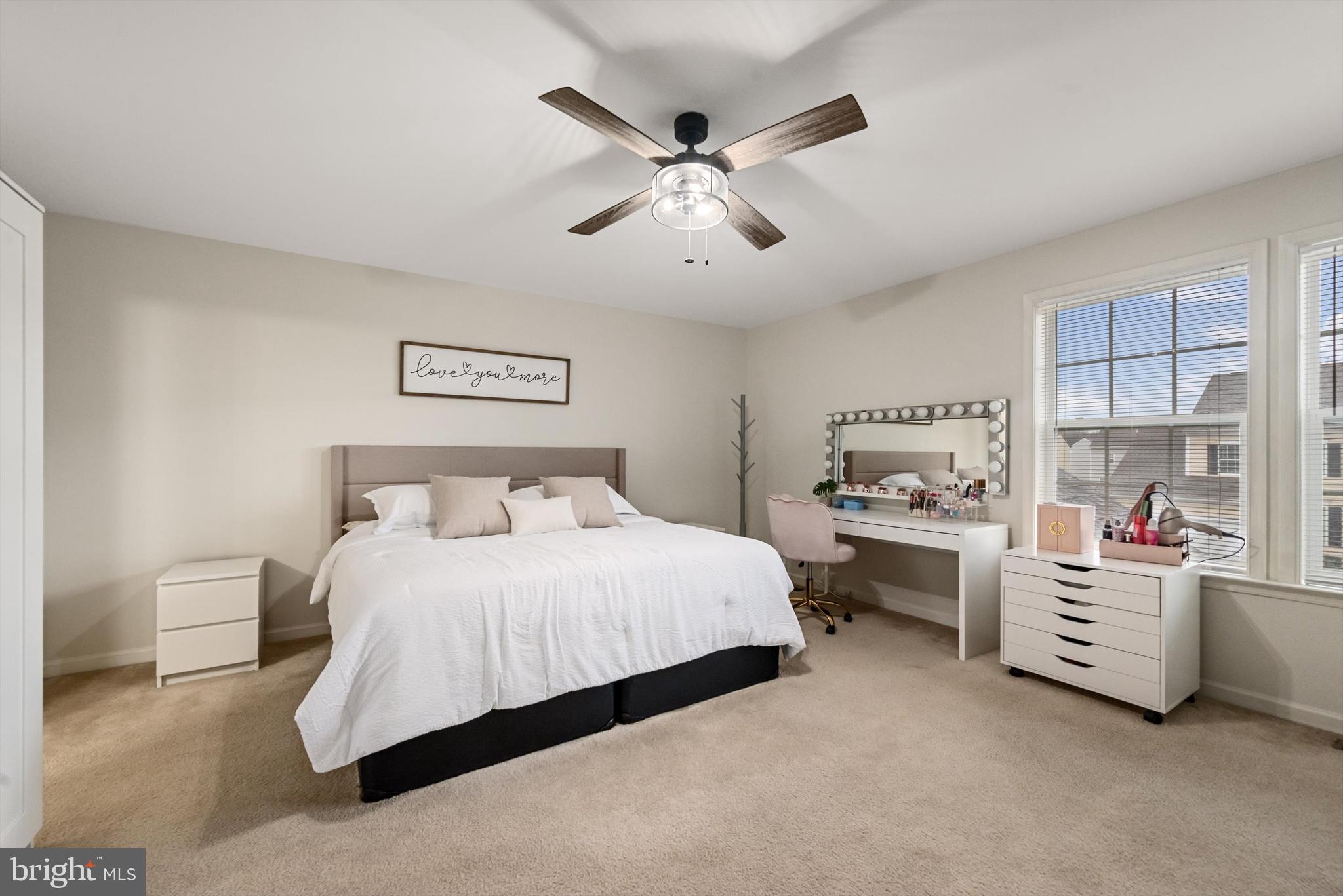 THE VILLAGE OF WASHINGTON TRAIL EAST - Residential